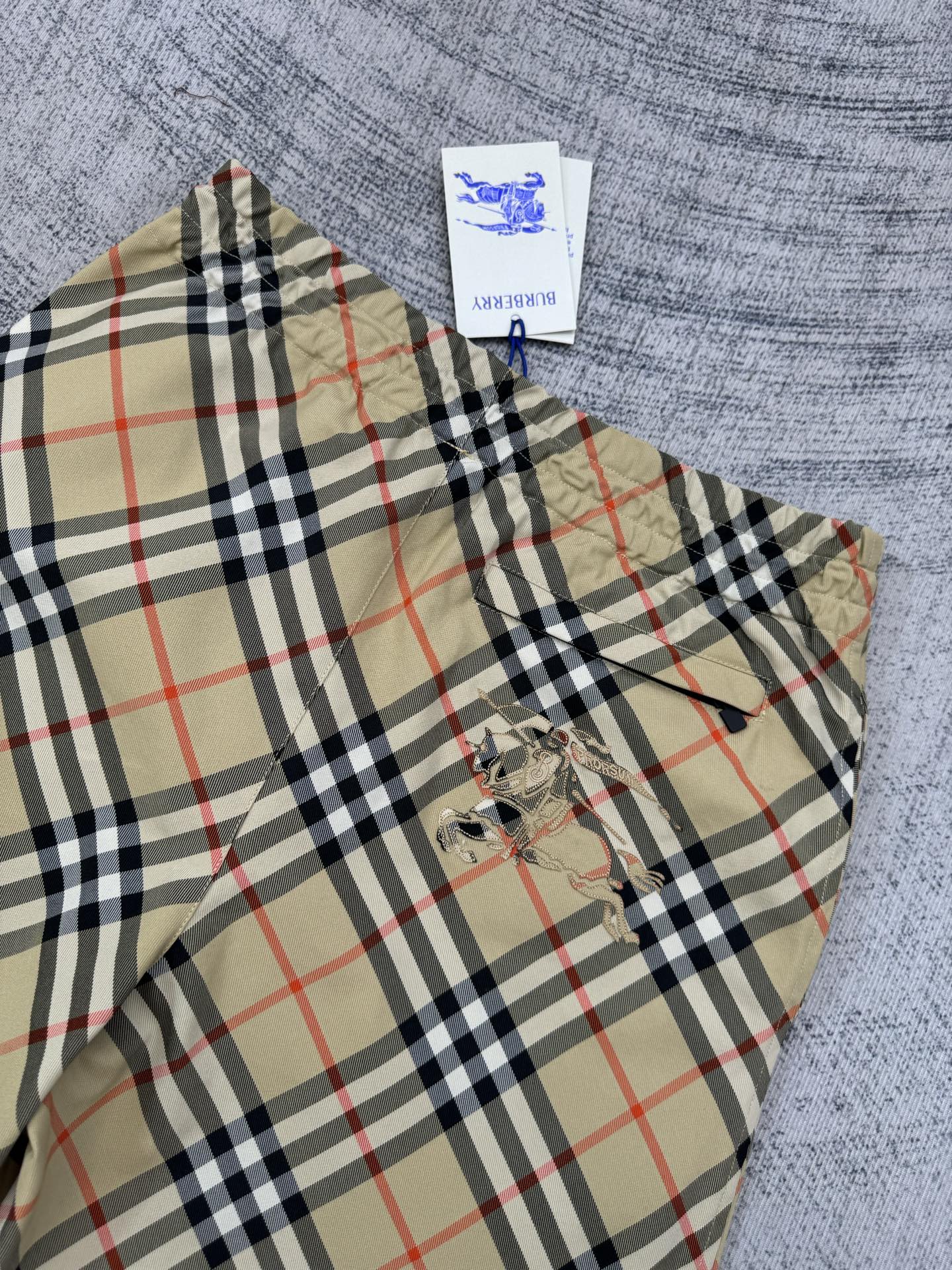 Burberry Burberry 巴宝莉 格纹松紧腰马术贴布绣短裤