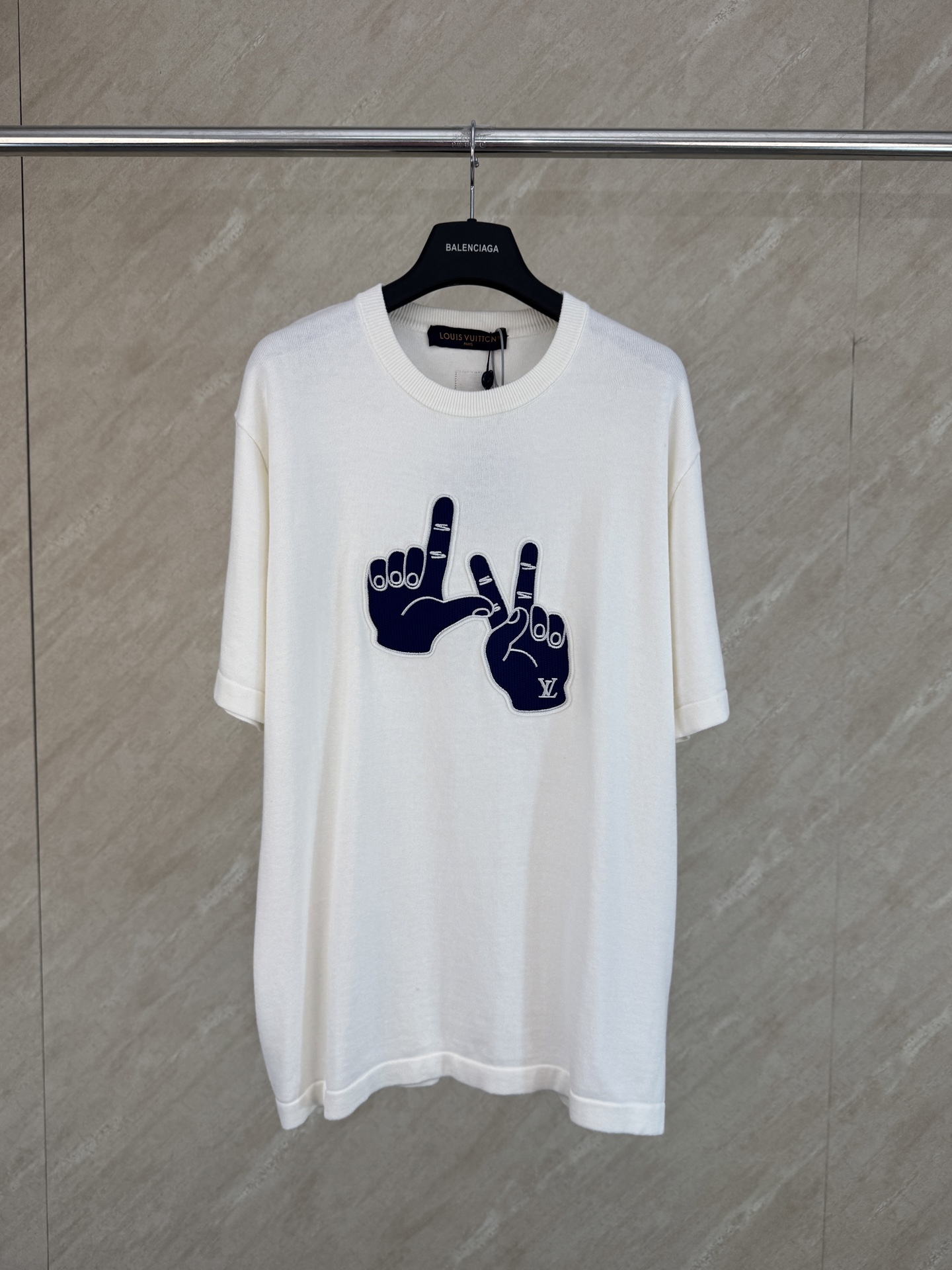 P165 1v 26FW Camiseta de manga corta de punto con etiqueta bordada tallas s m l xl