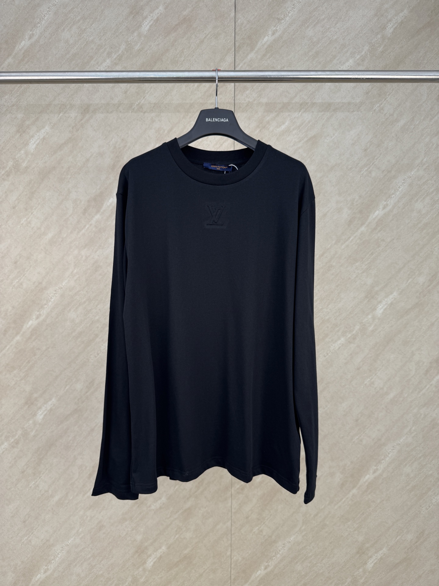 P120 1v 25FW Camiseta de manga larga con logo en relieve tallas s m l xl