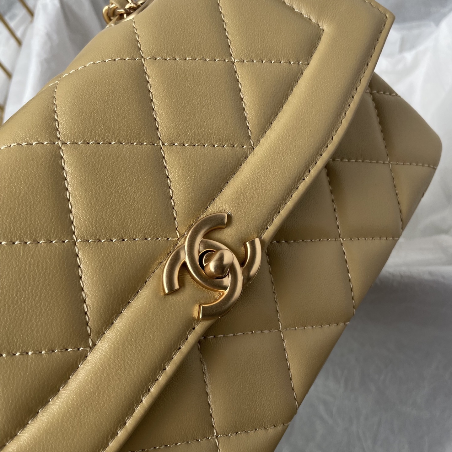 Chanel Style Black Leather Bag style reference detail image 5 from source 785819