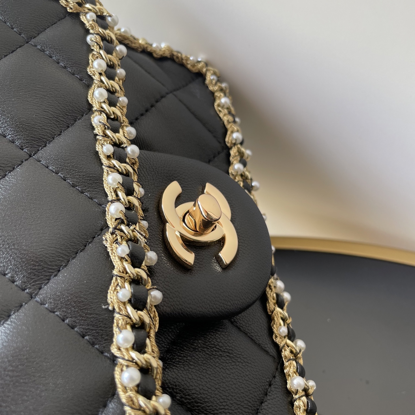 Chanel Style Leather Chain Bag Bags Chain Bag detail image 4 from source 770353