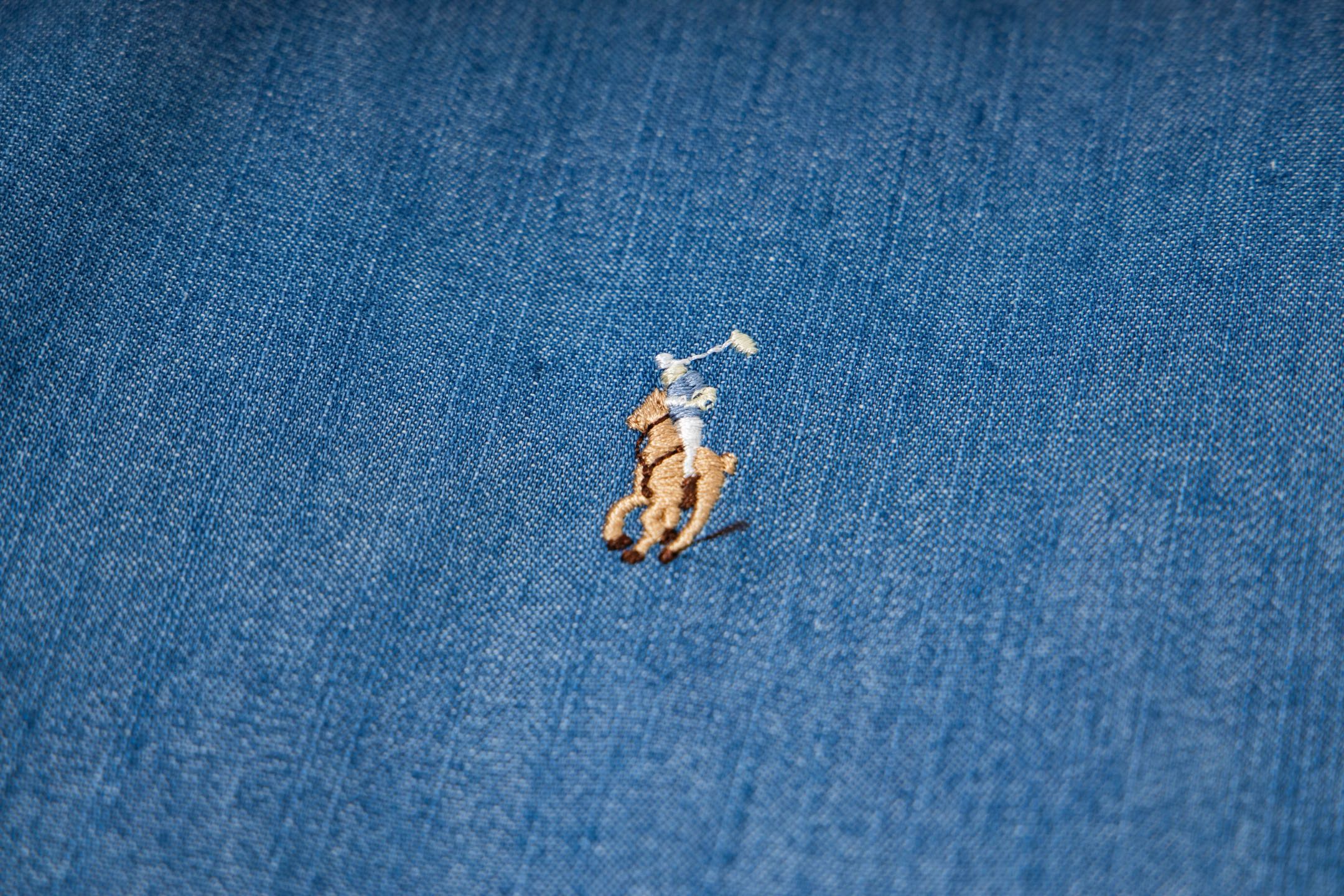 💰160包邮
Ralph Lauren/拉夫劳伦经典彩色小标情侣款水洗牛仔长袖衬衫
1️⃣采用优质的牛仔面料,上身柔软舒适,极其细腻 手感扎实润滑且柔软 拥有既织物不褶皱的的特性,手感无敌。细节处理完美!
2️⃣采用水洗工艺流程,做工细节完美把控,全部采用马甲工艺包边做工,袖子里面也是,区别于四针五线做工,领子也是全部采用衬布设计,显的高端时尚又个性,版型时尚简约大气!
3️⃣非常富有年轻感与青春活力范儿,男女都可轻松驾驭,非常符合当下年轻人的时尚审美观念!
颜色:浅蓝色、深蓝色
尺码:S、M、L、XL