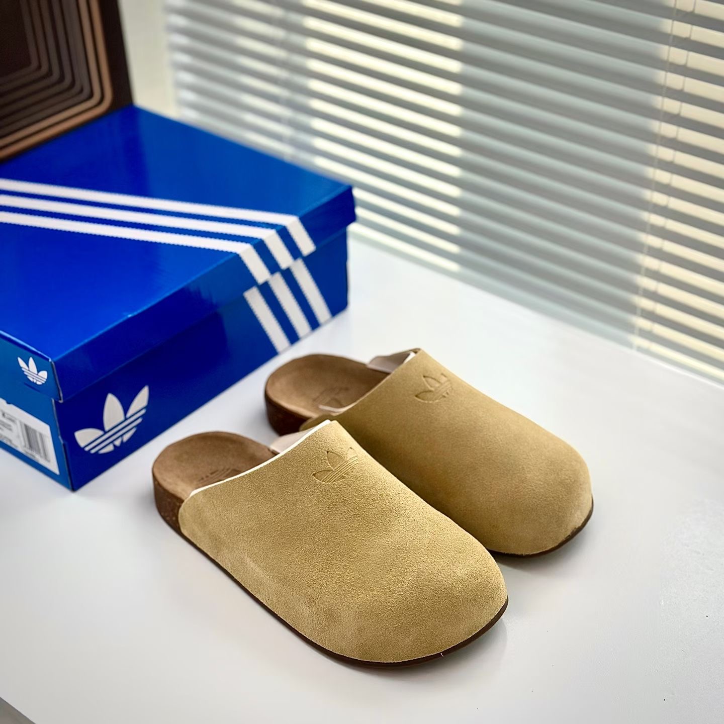 NO:558919,Desert yellow [pure original version] size 35.5 36 36.5 37 38 38.5 39 40 40.5 41 42 42.5 43 44 44.5 45, semi-slip fur shoes19860909沙漠黄【纯原版本】 size35.5 36 36.5 37 38 38.5 39 40 40.5 41 42 42.5 43 44 44.5 45,半拖毛毛鞋,Women's Shoes