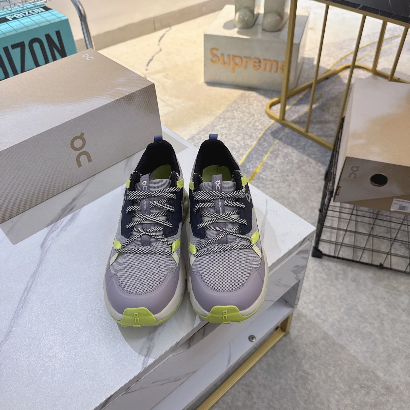 NO:611933,OnCloudhorizon Waterproof, comfortable and versatile, wear-resistant and breathable, low-cut outdoor functional shoes, size 36～45, casual shoes/sports shoes, sneakers19860909On昂跑 Cloudhorizon Waterproof 舒适百搭 耐磨透气 低帮 户外功能鞋 尺码 36～45,休闲鞋/运动鞋,sneakers,Women's Shoes