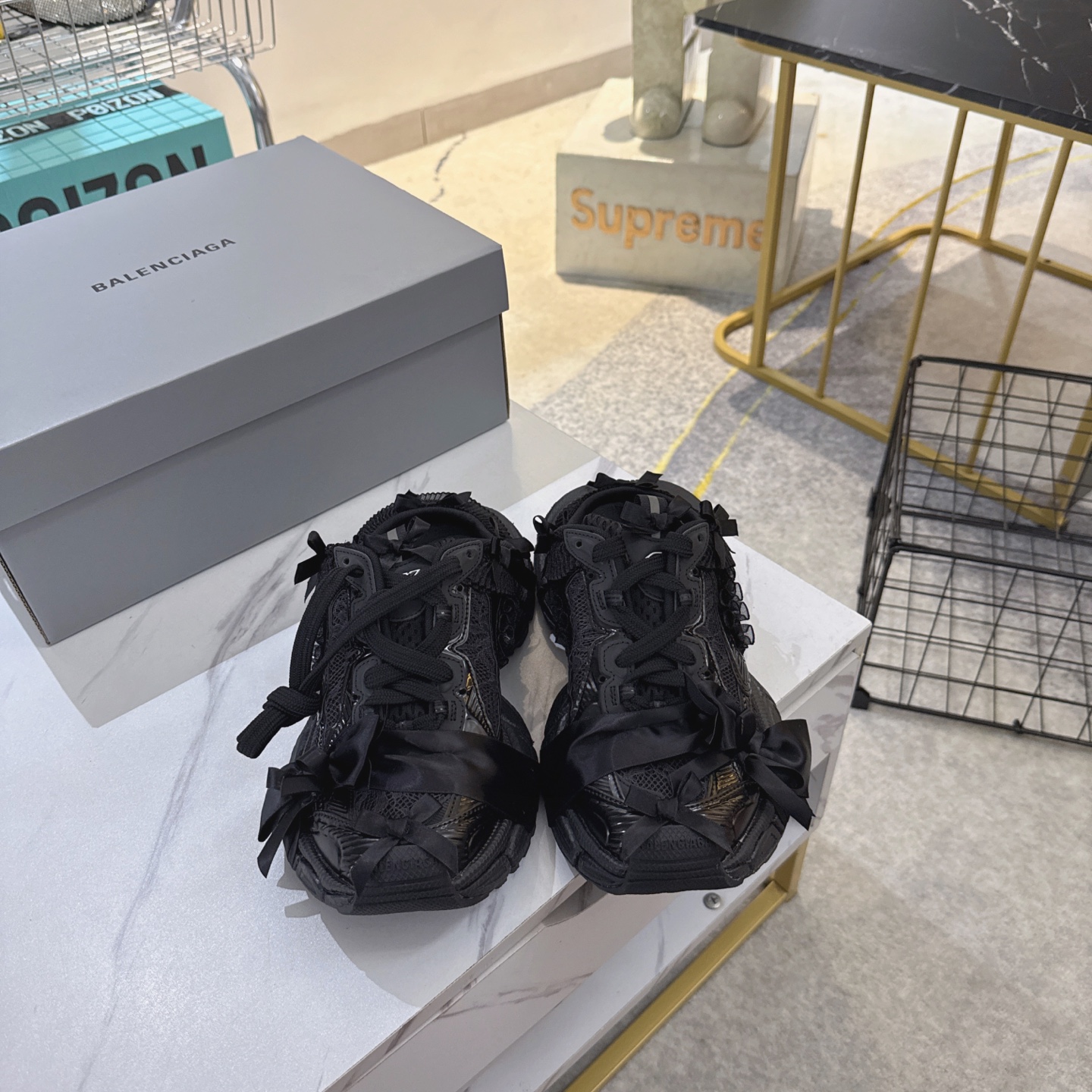 NO:612972,Top version Balenciaga 3XL lace bow half drag black women's size 35 36 37 38 39 40 41 42, dad shoes, balenciaga, balenciaga19860909顶级版本Balenciaga巴黎世家 3XL 蕾丝蝴蝶结半拖 黑色女款尺码35 36 37 38 39 40 41 42码,老爹鞋,balenciaga,balenciaga,Women's Shoes