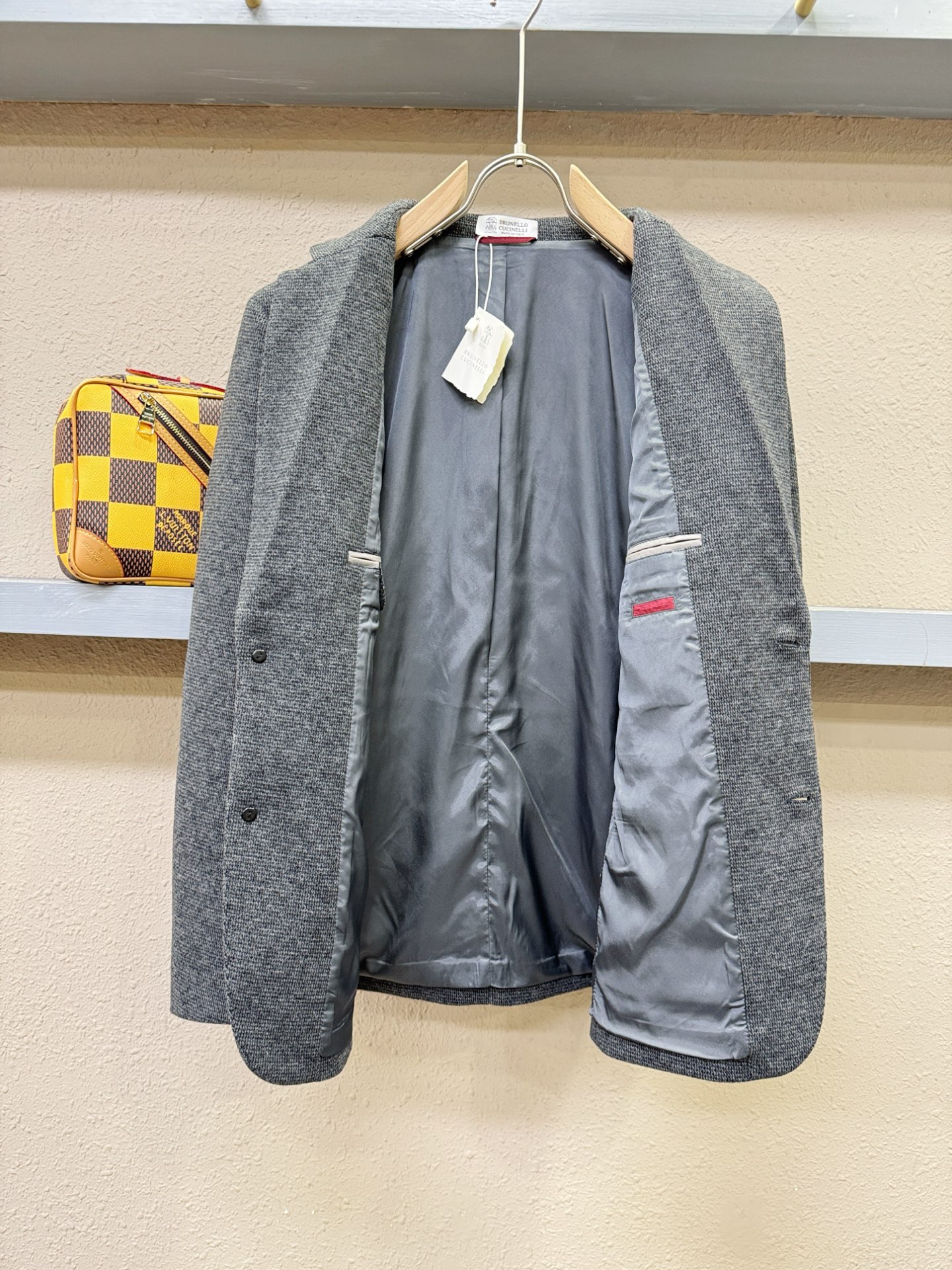 BC布鲁提 西服外套 2025秋冬新款西装外套，绵羊毛面料，立体有型，辨识度高，独一无二的混合纺织工业，