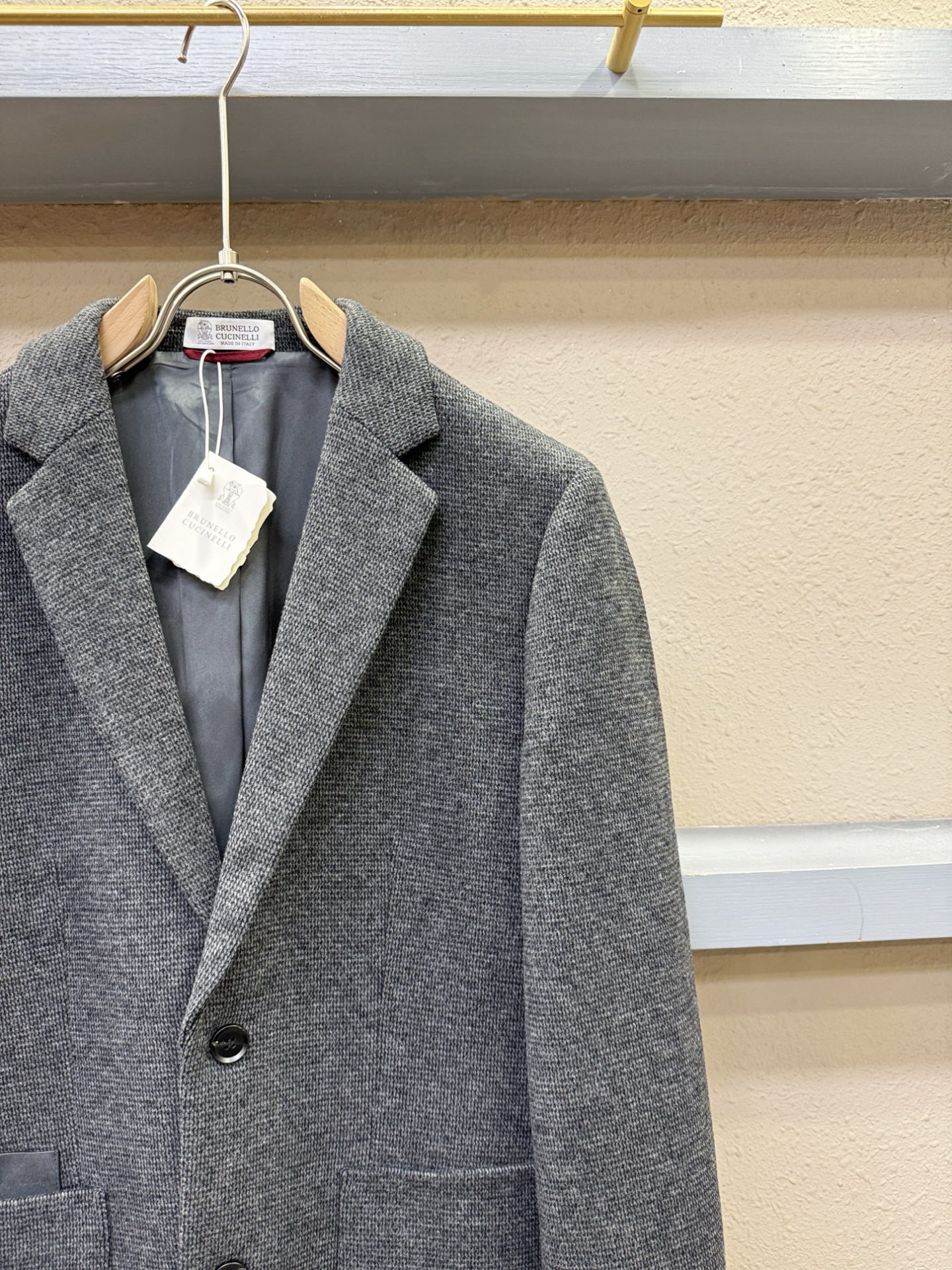 BC布鲁提 西服外套 2025秋冬新款西装外套，绵羊毛面料，立体有型，辨识度高，独一无二的混合纺织工业，