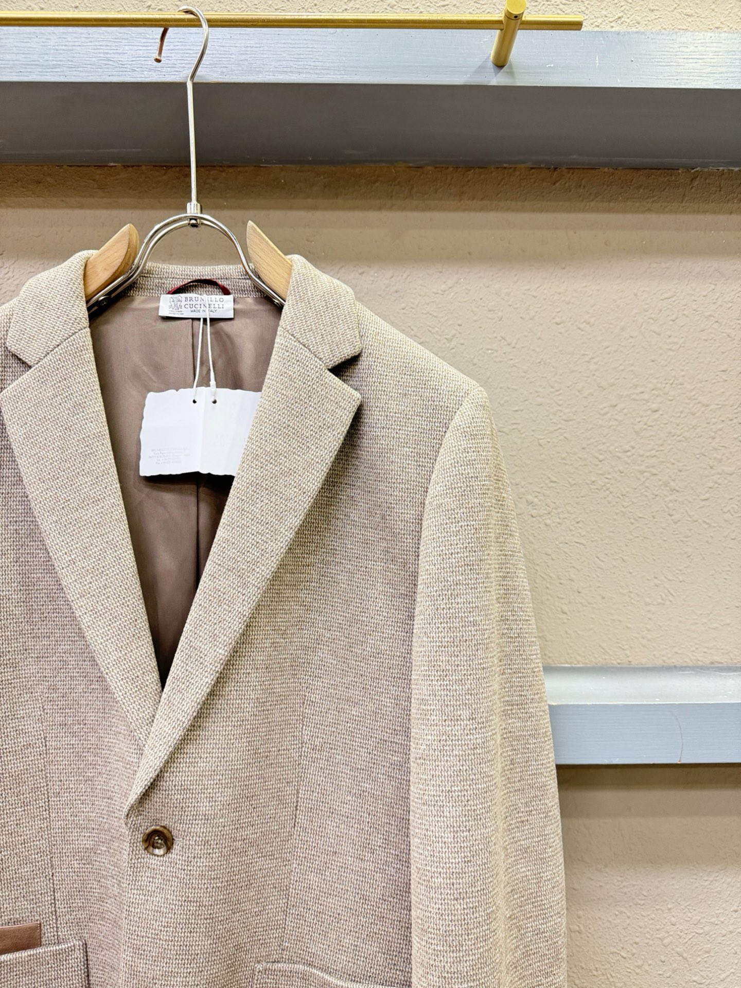 BC布鲁提 西服外套 2025秋冬新款西装外套，绵羊毛面料，立体有型，辨识度高，独一无二的混合纺织工业，