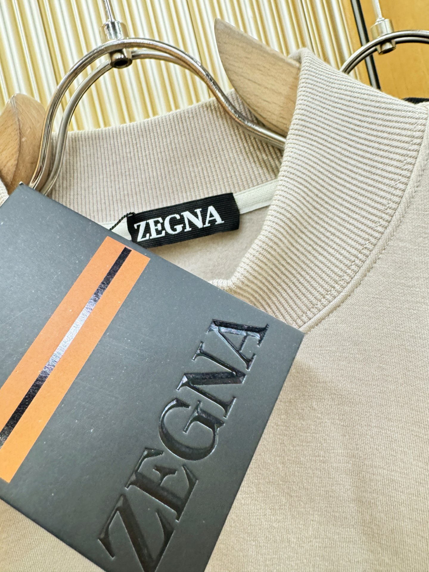 Ermenegildo Zeg*a杰*亚 2025ss秋冬新品 加绒长袖上衣，经典Logo设计，百搭款 