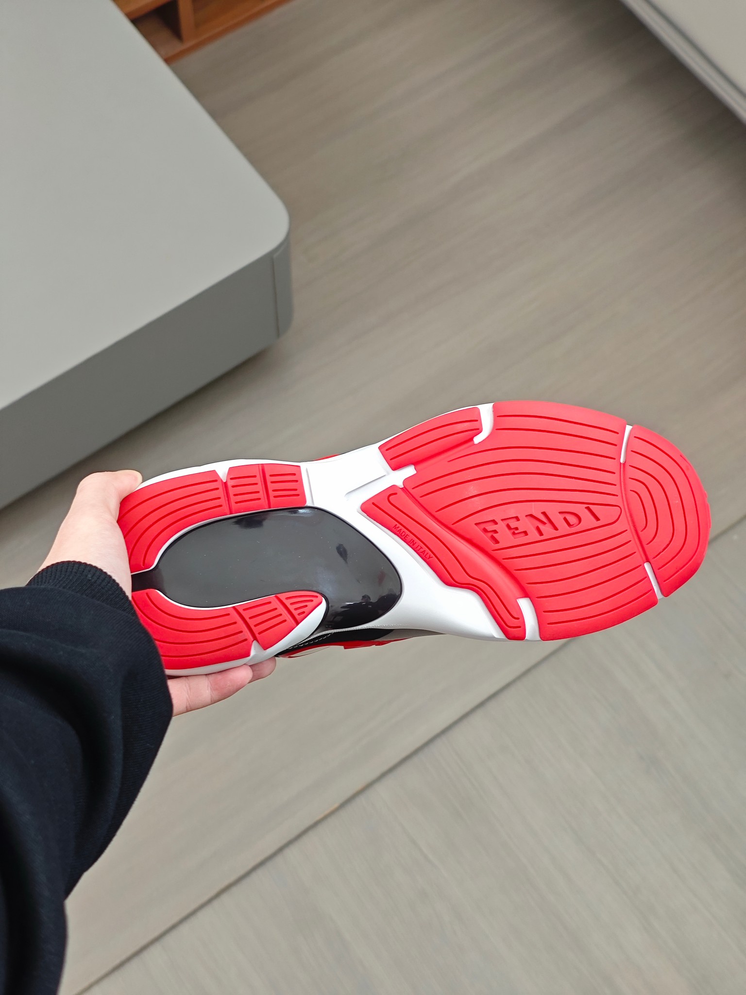 [FENDI] Fendi P380 - Zapatillas de deporte casuales originales de calidad de gama alta - Parte super