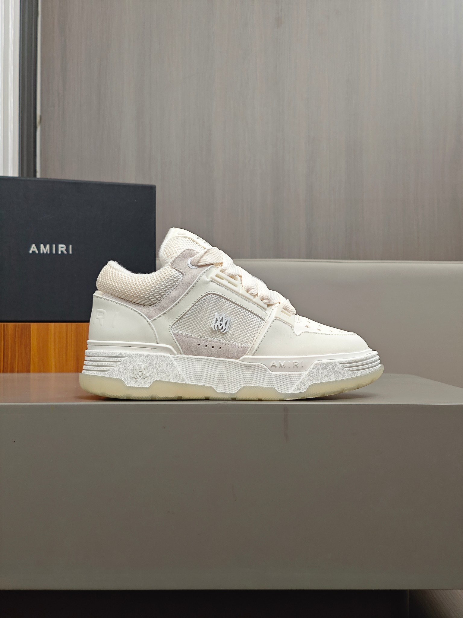 par de modelos Fried modelos de calle versión alta de AMIRI zapatos de hueso 20FW RUNWAY SKEL TOP (F