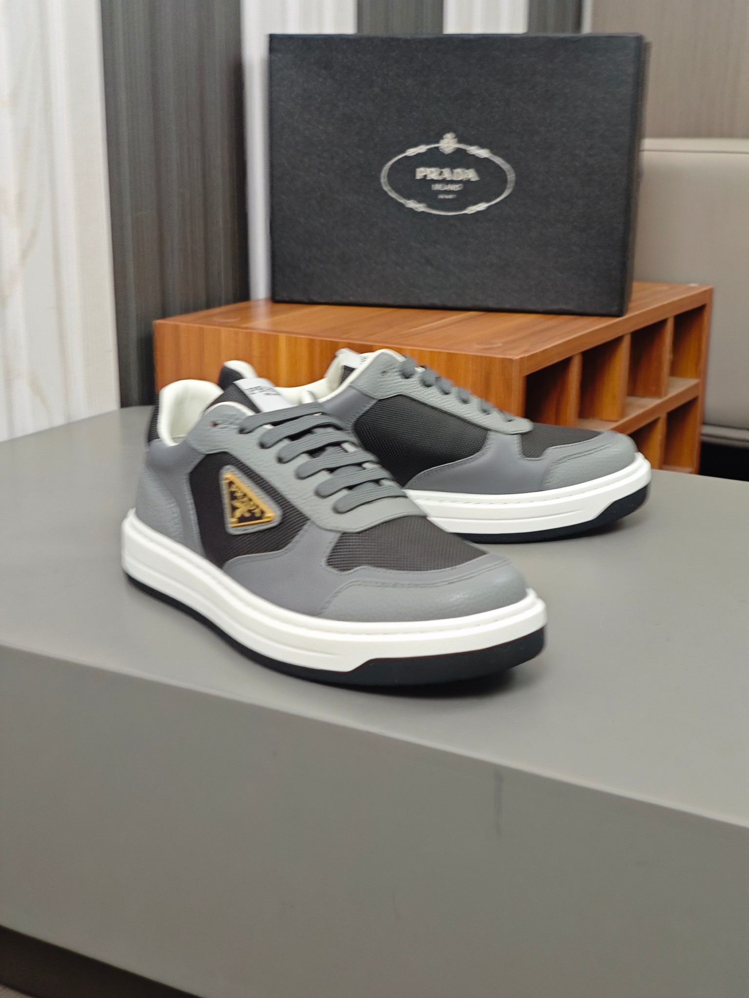[PRADA] Prada P390 - Calidad de gama alta zapatillas de deporte casuales individuales originales - P