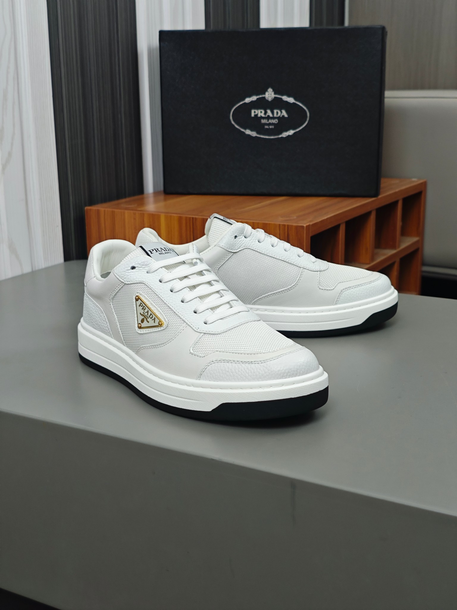 [PRADA] Prada P390 - Calidad de gama alta zapatillas de deporte casuales individuales originales - P