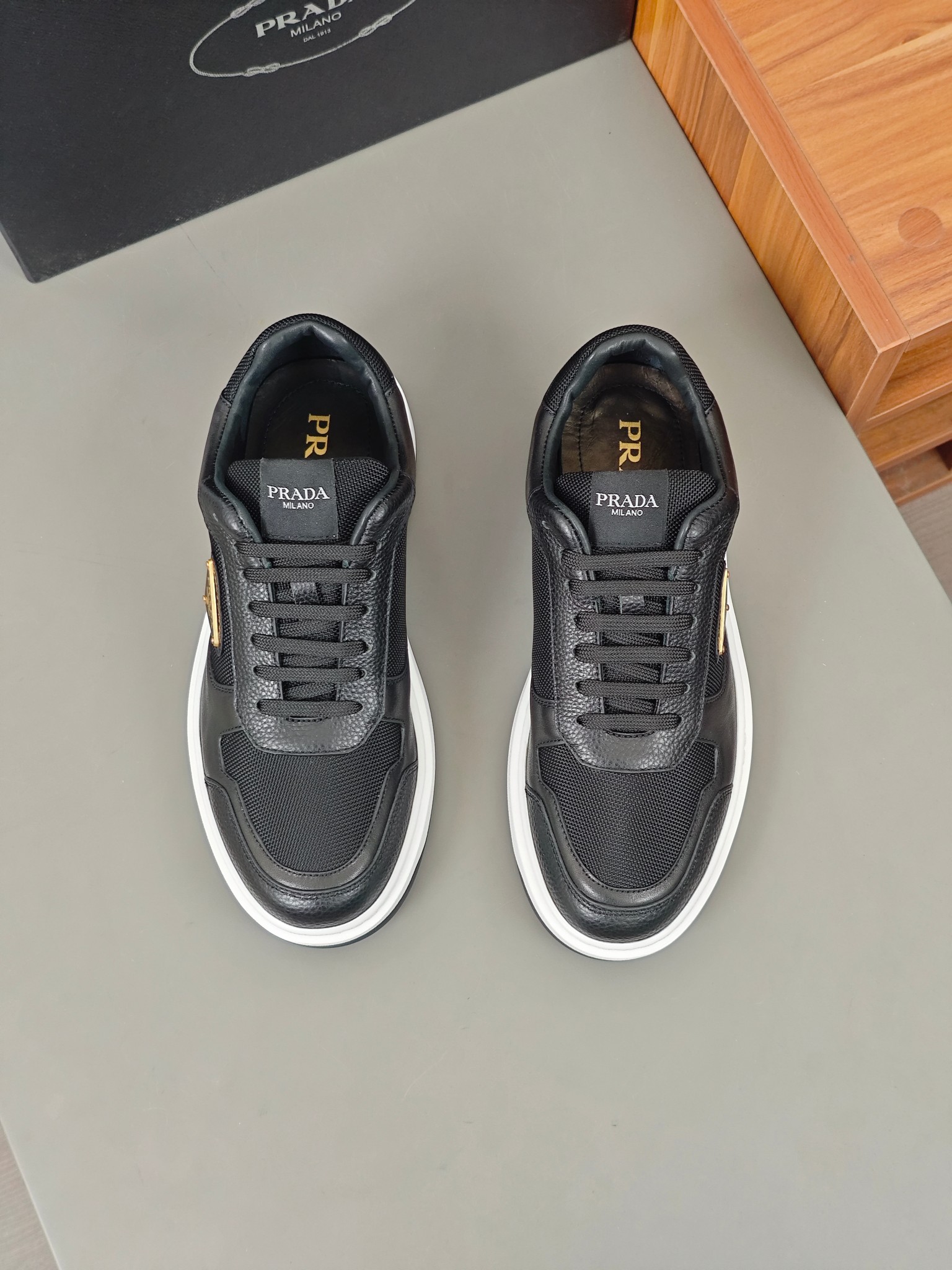 [PRADA] Prada P390 - Calidad de gama alta zapatillas de deporte casuales individuales originales - P