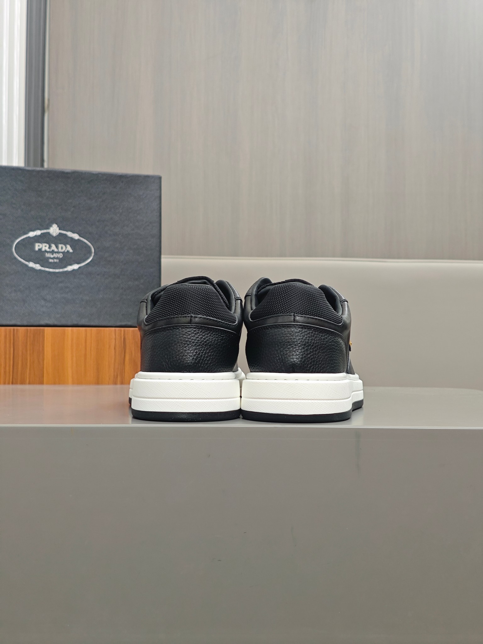 [PRADA] Prada P390 - Calidad de gama alta zapatillas de deporte casuales individuales originales - P