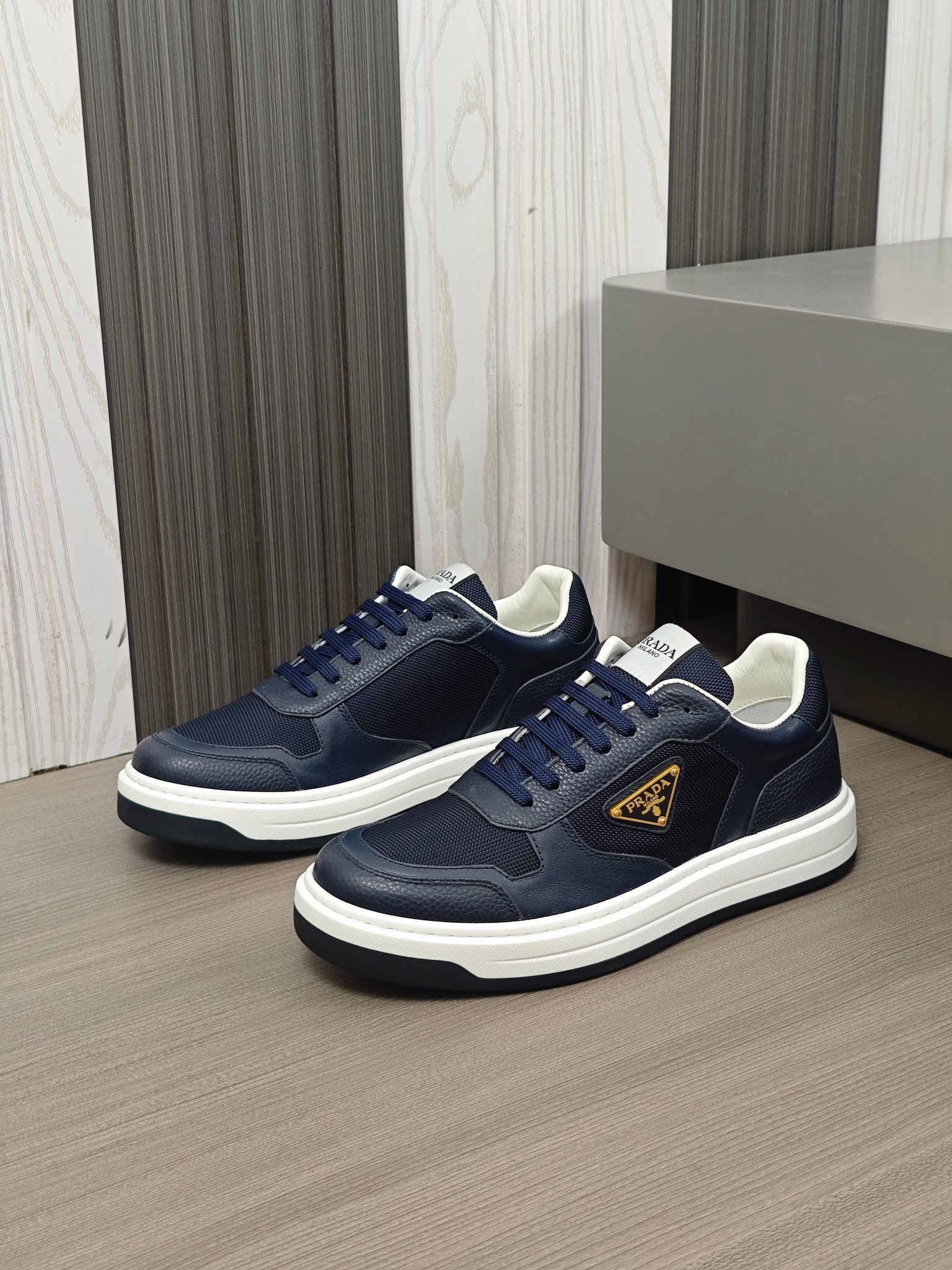 [PRADA] Prada P390 - Calidad de gama alta zapatillas de deporte casuales individuales originales - P
