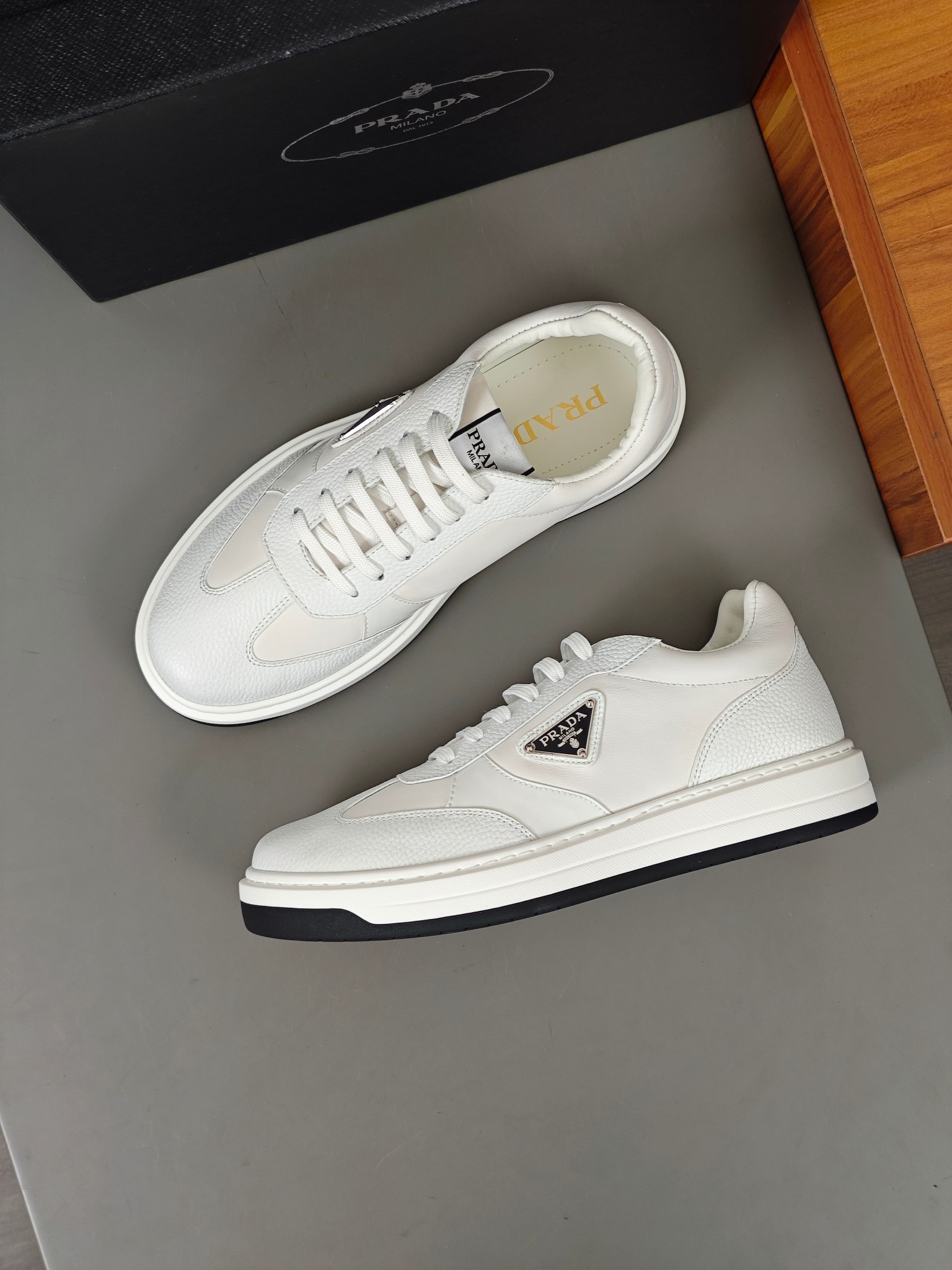 [PRADA] Prada P390 - Calidad de gama alta zapatillas de deporte casuales individuales originales - P