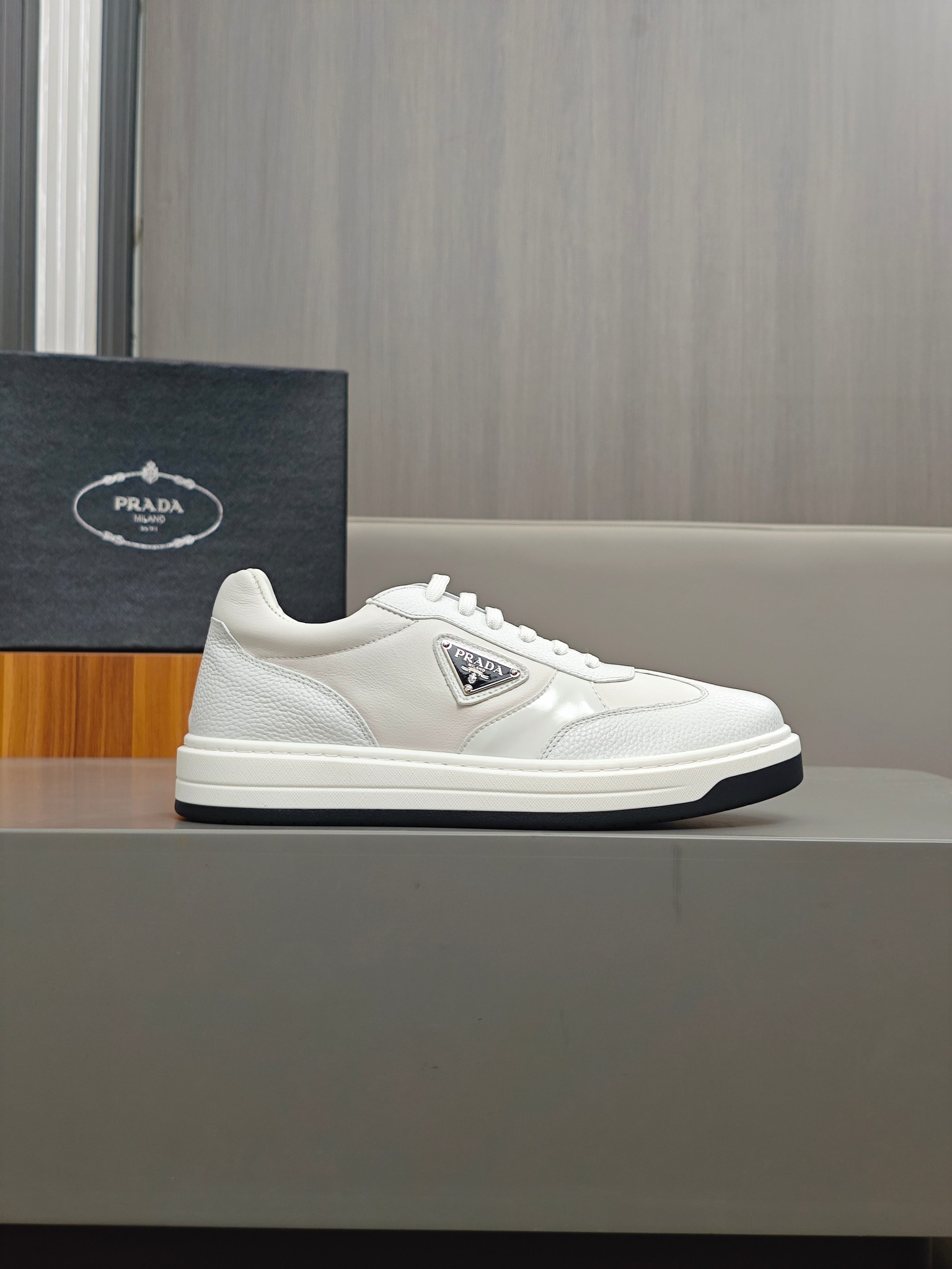 [PRADA] Prada P390 - Calidad de gama alta zapatillas de deporte casuales individuales originales - P