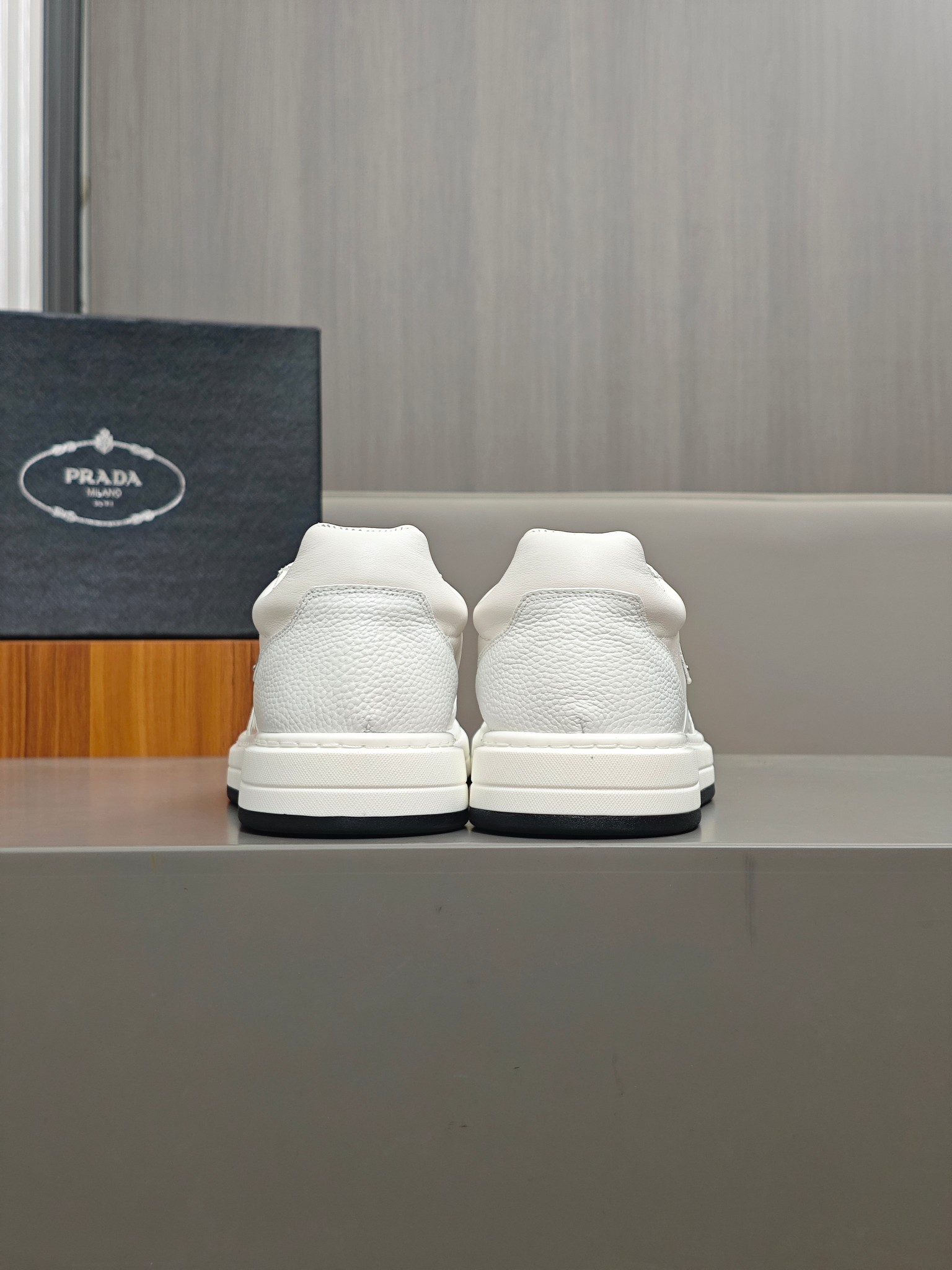 [PRADA] Prada P390 - Calidad de gama alta zapatillas de deporte casuales individuales originales - P