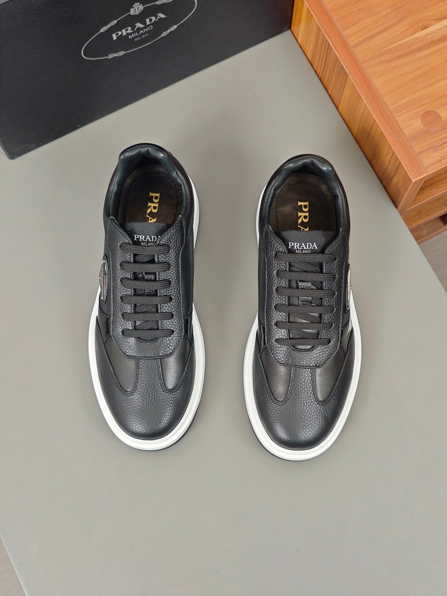 [PRADA] Prada P390 - Calidad de gama alta zapatillas de deporte casuales individuales originales - P