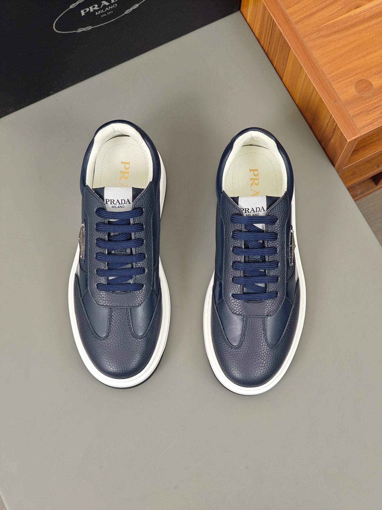 [PRADA] Prada P390 - Calidad de gama alta zapatillas de deporte casuales individuales originales - P