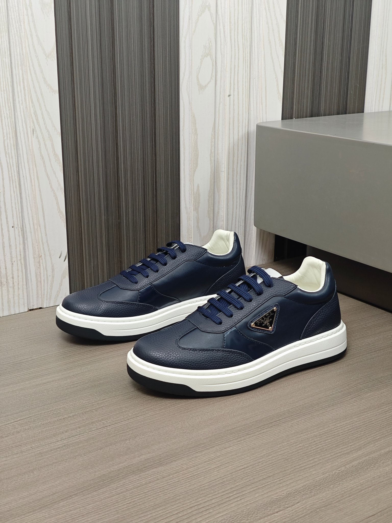 [PRADA] Prada P390 - Calidad de gama alta zapatillas de deporte casuales individuales originales - P