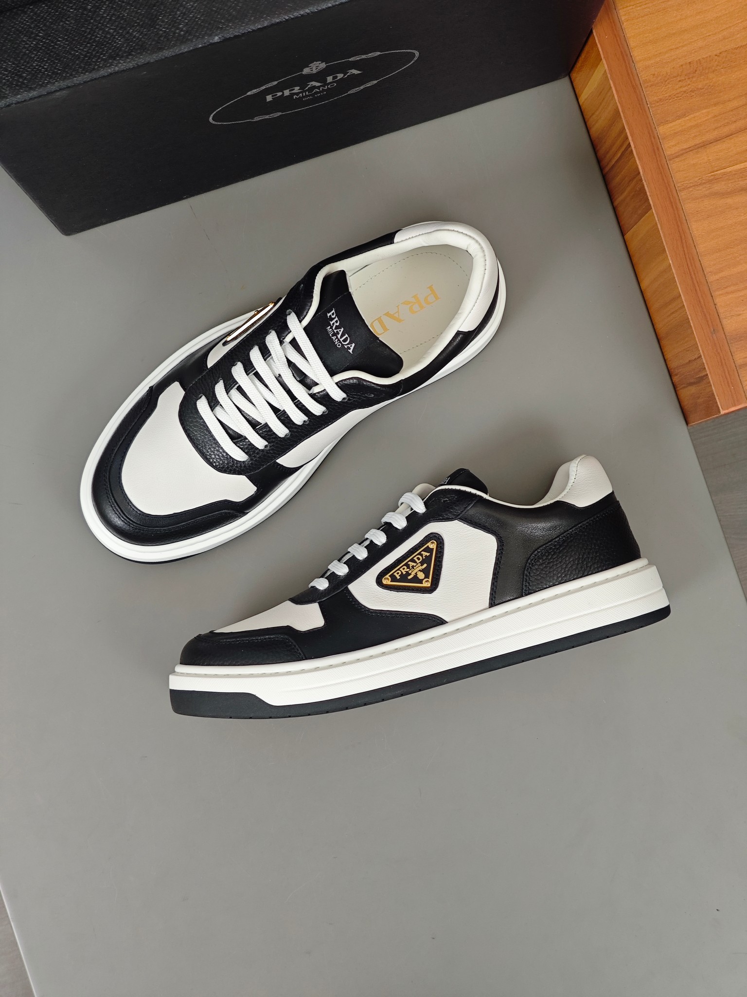 [PRADA] Prada P390 - Calidad de gama alta zapatillas de deporte casuales individuales originales - P