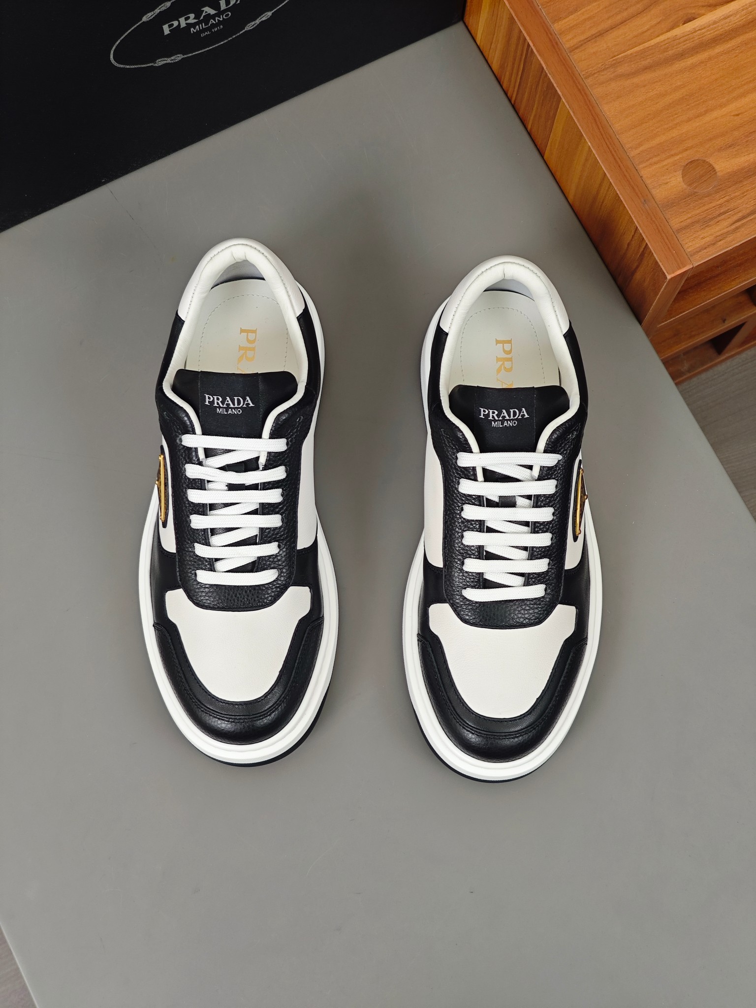 [PRADA] Prada P390 - Calidad de gama alta zapatillas de deporte casuales individuales originales - P