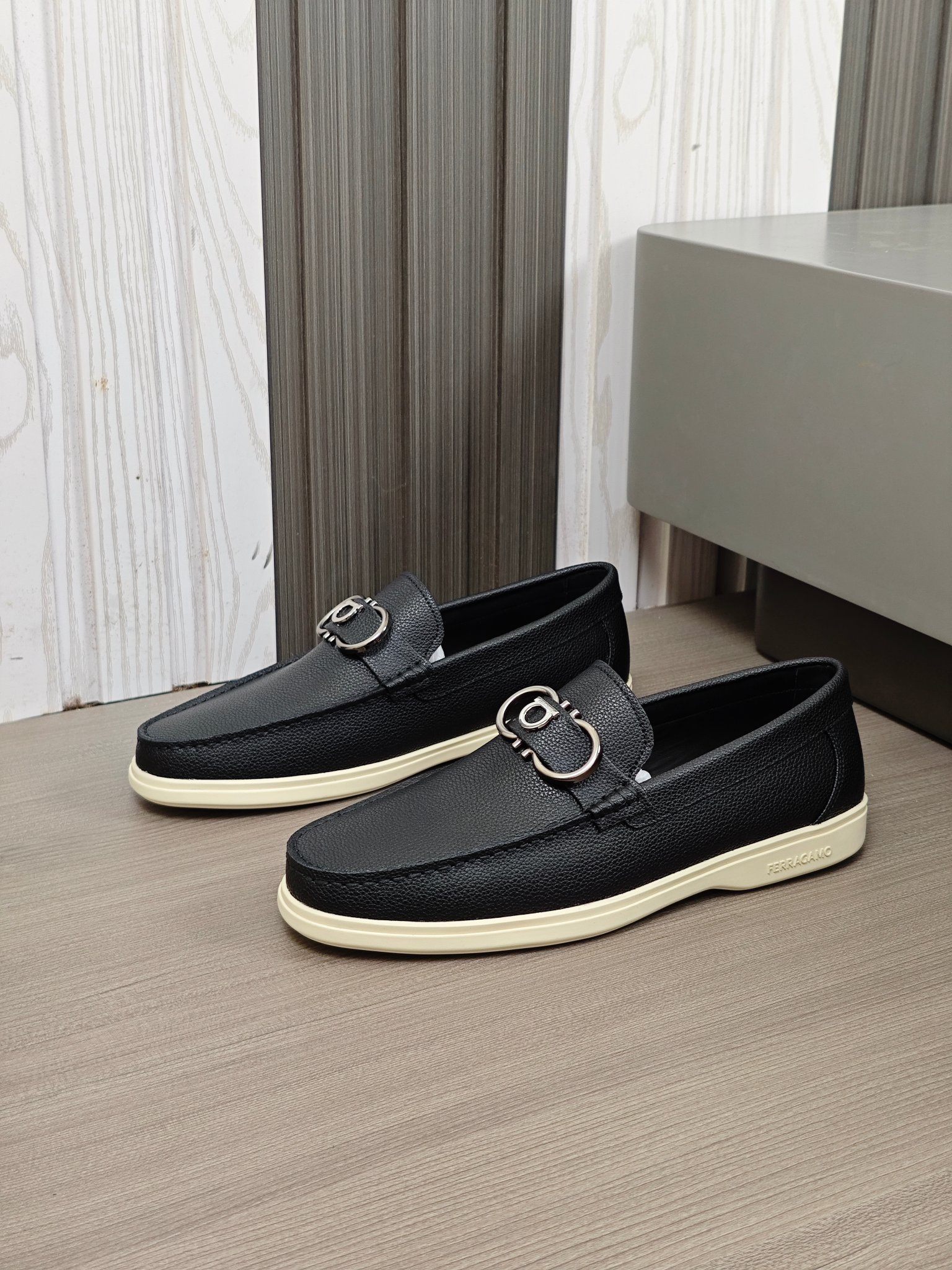 punto explosivo nuevo en los estantes, de alta calidad Ferragamo zapatos de los hombres de soja de a