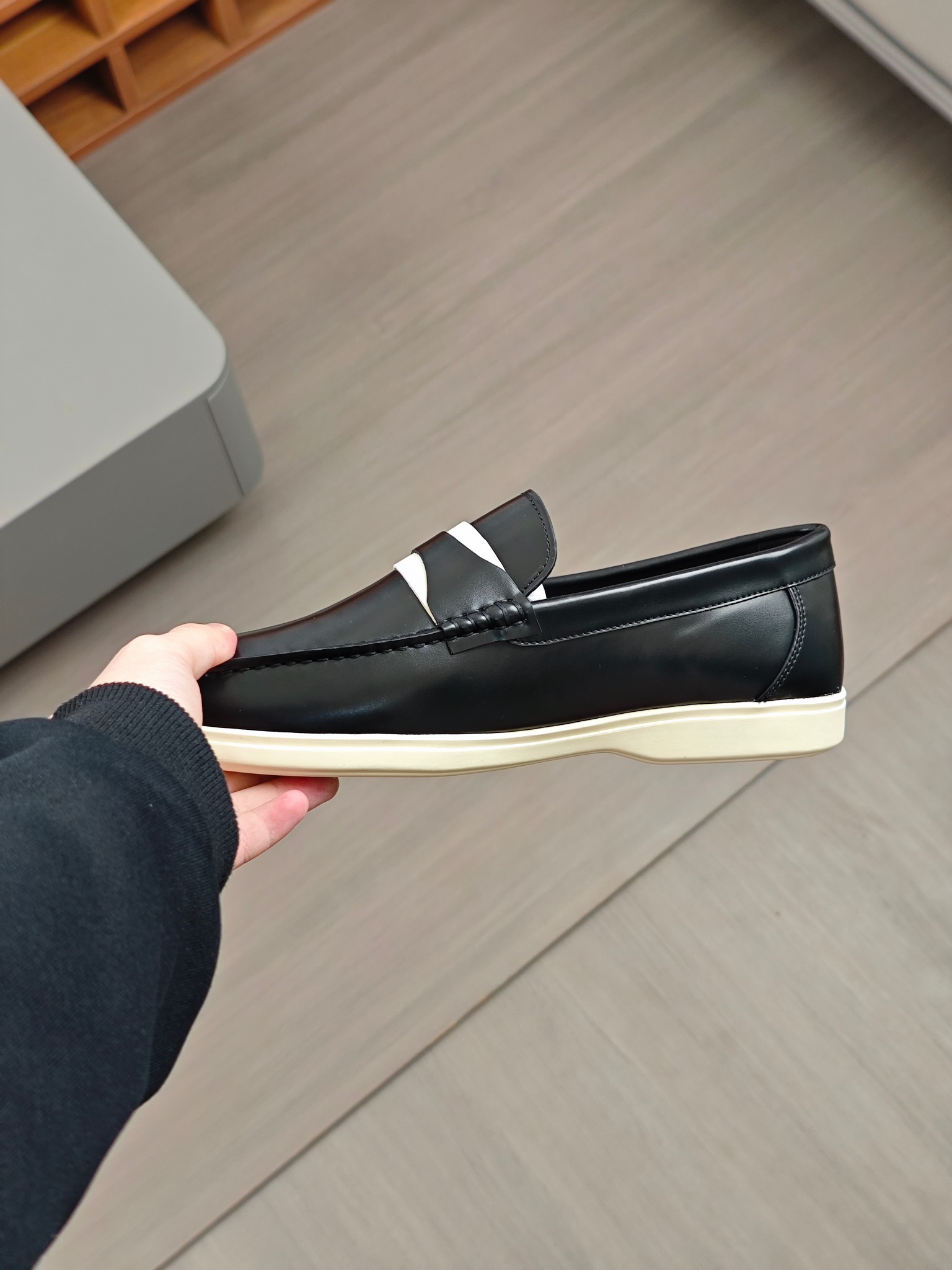 Punto explosivo nuevo en los estantes, zapatos de frijol de alta calidad para hombre Ferragamo de al