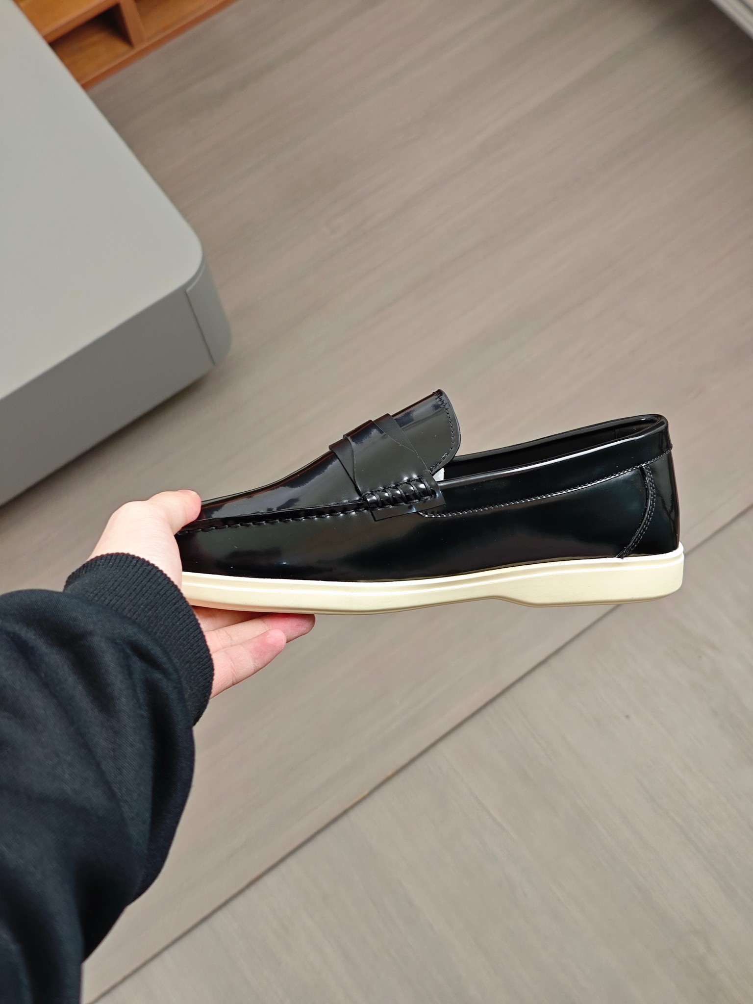 Punto explosivo nuevo en los estantes, zapatos de frijol de alta calidad para hombre Ferragamo de al