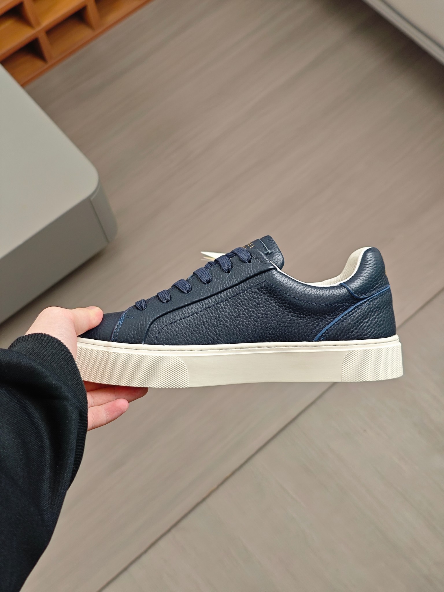 Brunello Cucinelli 2025 ss primavera y verano nuevos zapatos de los hombres a que se refiere (BC) Es