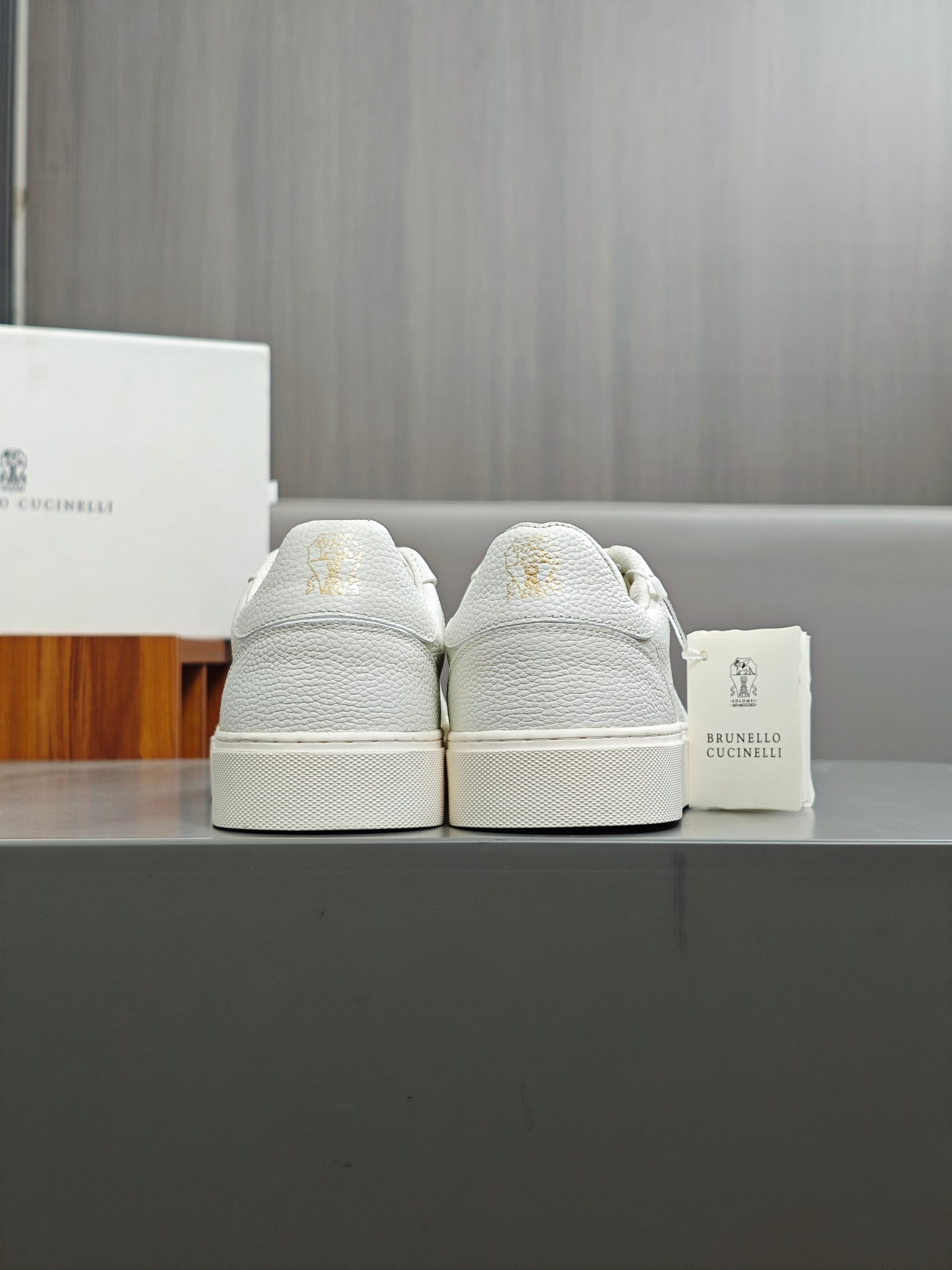 Brunello Cucinelli 2025 ss primavera y verano nuevos zapatos de los hombres a que se refiere (BC) Es