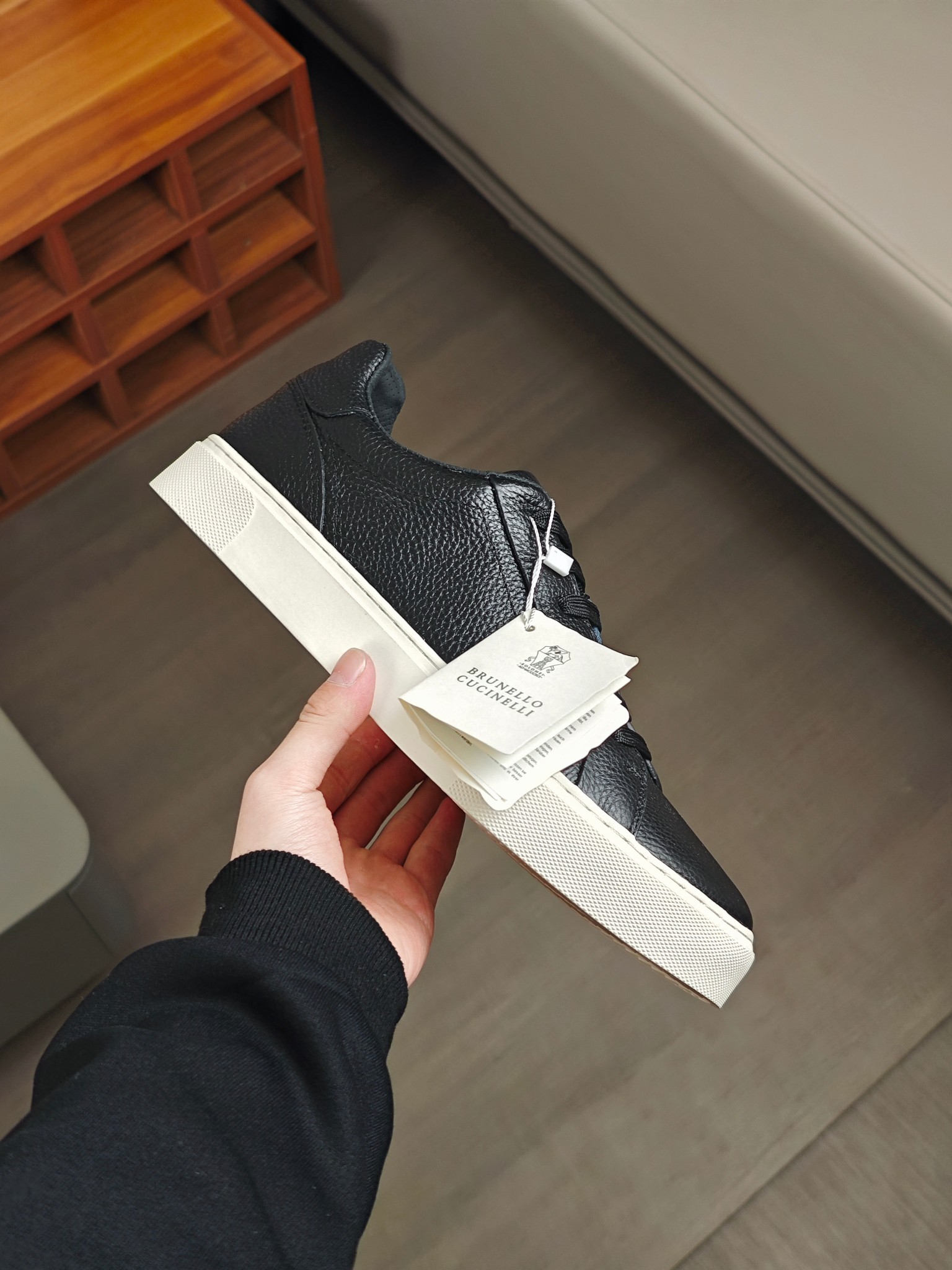 Brunello Cucinelli 2025 ss primavera y verano nuevos zapatos de los hombres a que se refiere (BC) Es