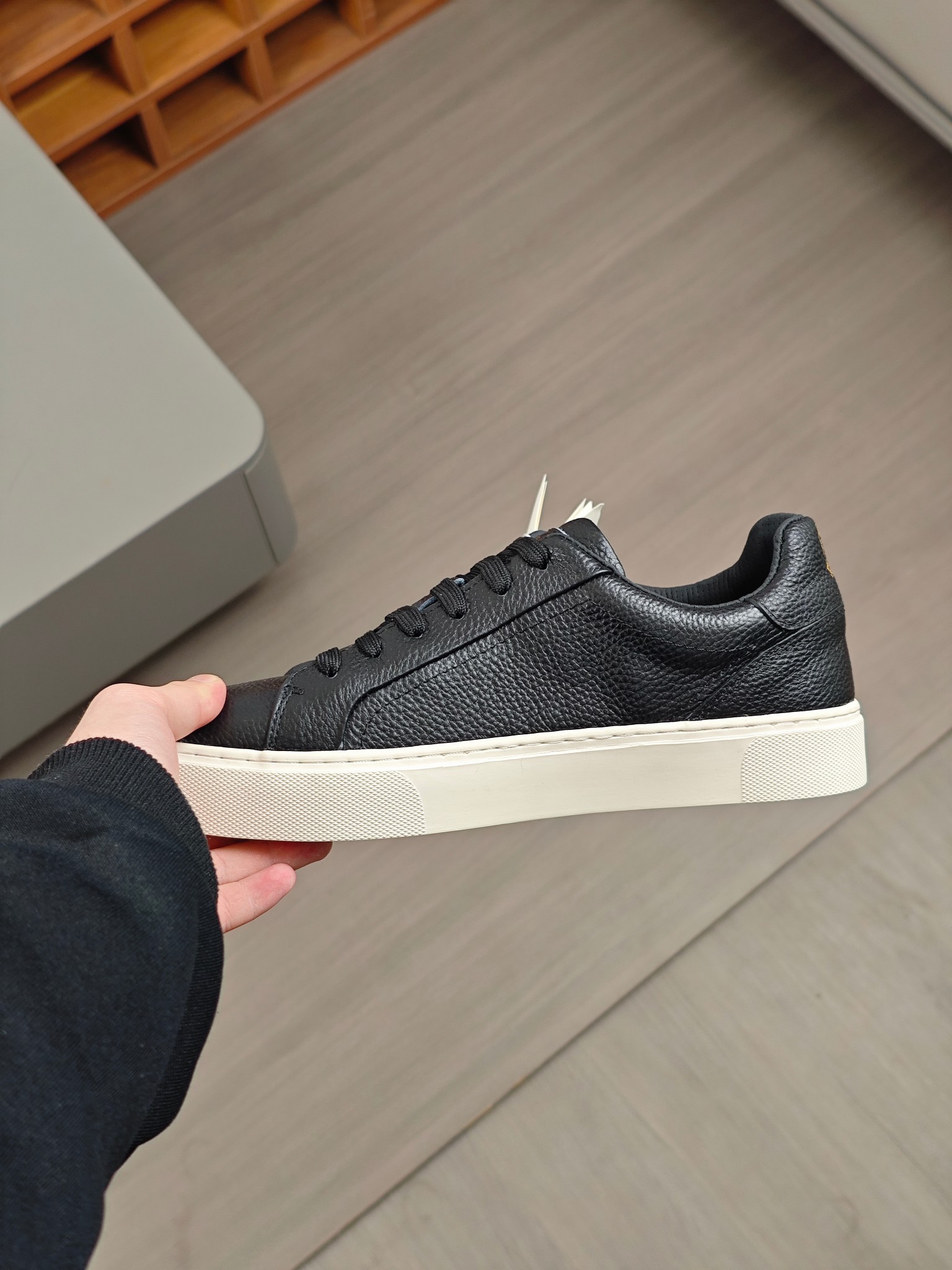 Brunello Cucinelli 2025 ss primavera y verano nuevos zapatos de los hombres a que se refiere (BC) Es