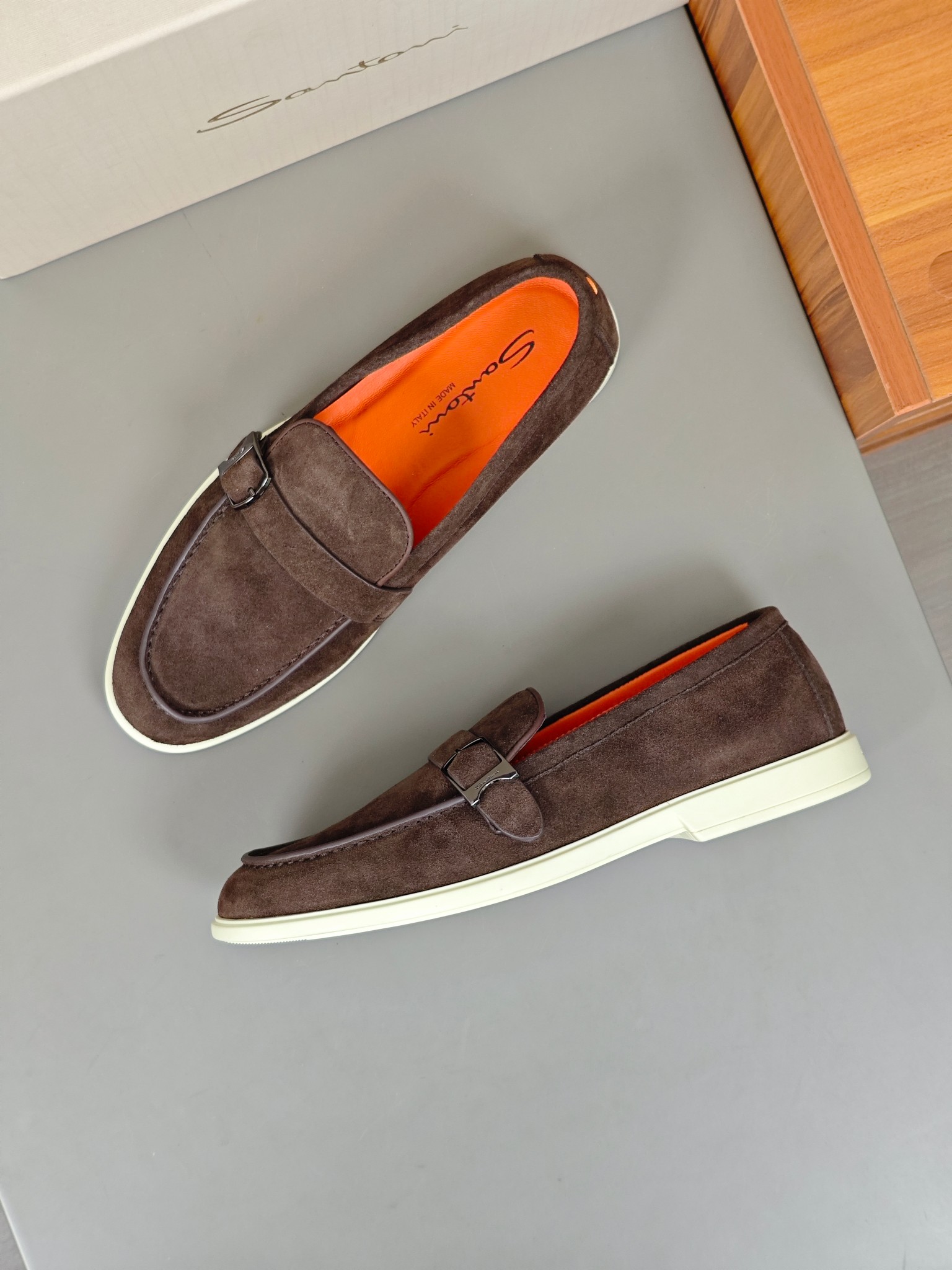 Santoni Italian Men’s Handmade Recreational Shoes: Comfortable and Stylish Designs - 图片 2