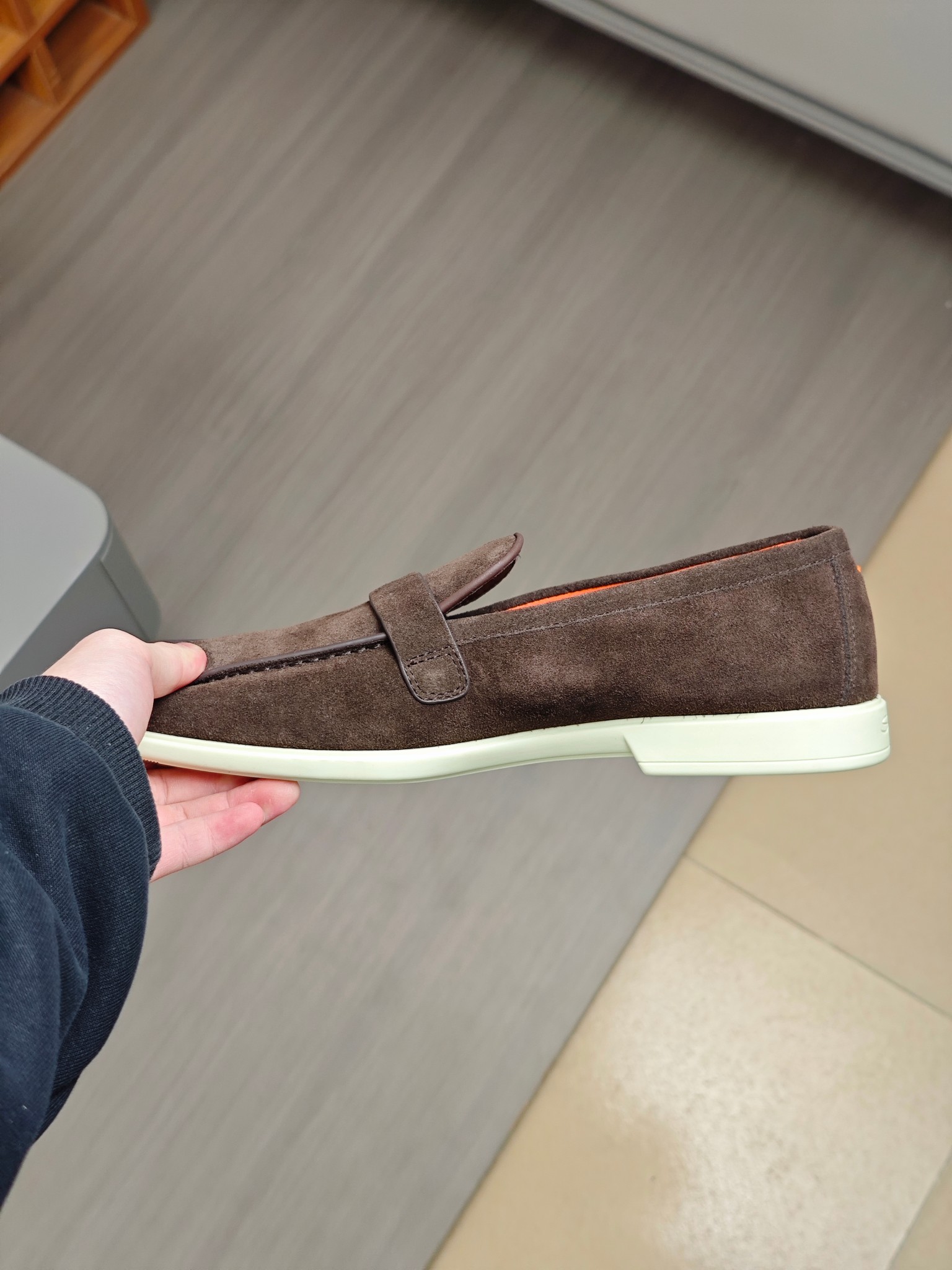 Santoni Italian Men’s Handmade Recreational Shoes: Comfortable and Stylish Designs - 图片 7