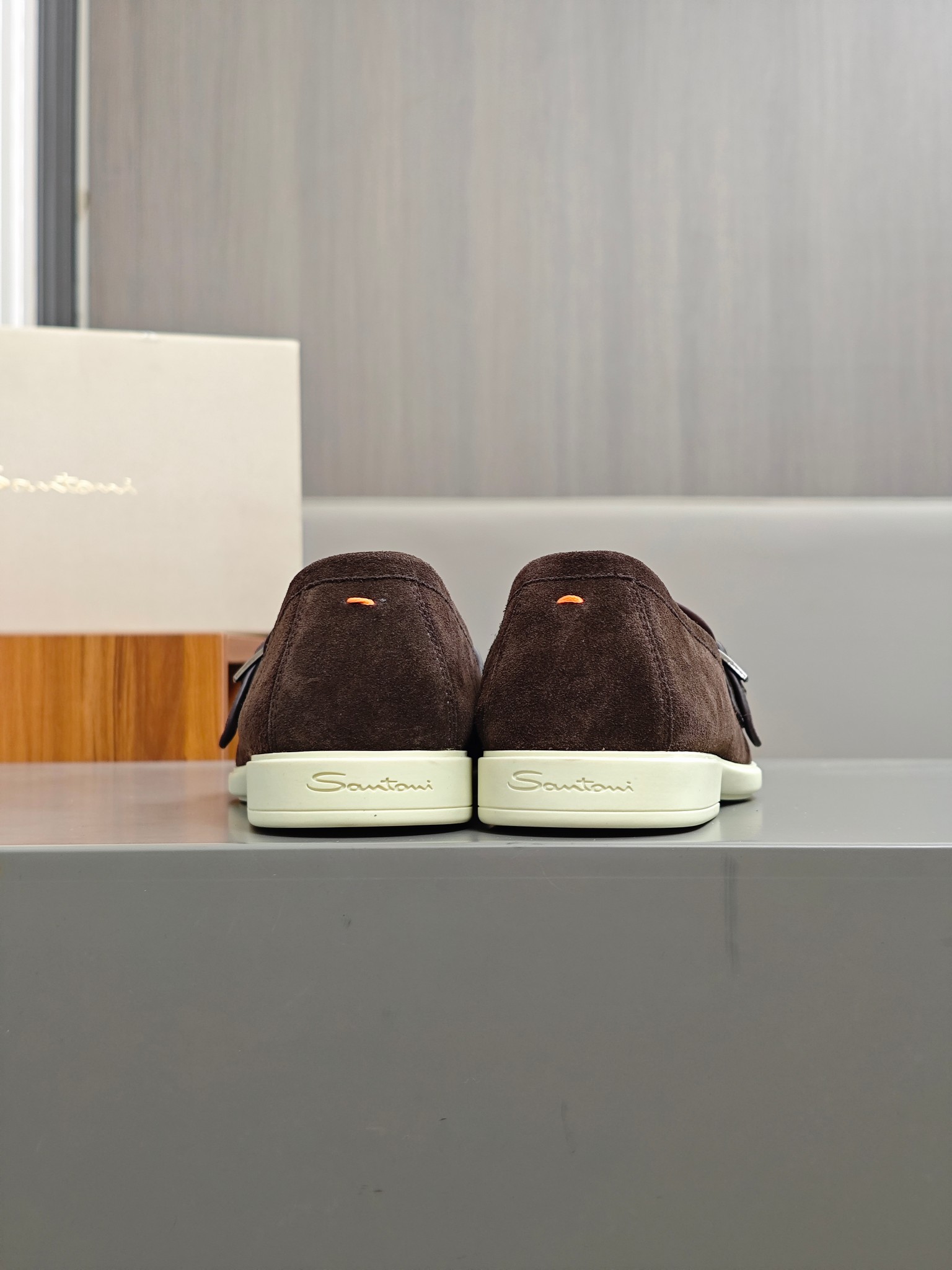 Santoni Italian Men’s Handmade Recreational Shoes: Comfortable and Stylish Designs - 图片 9