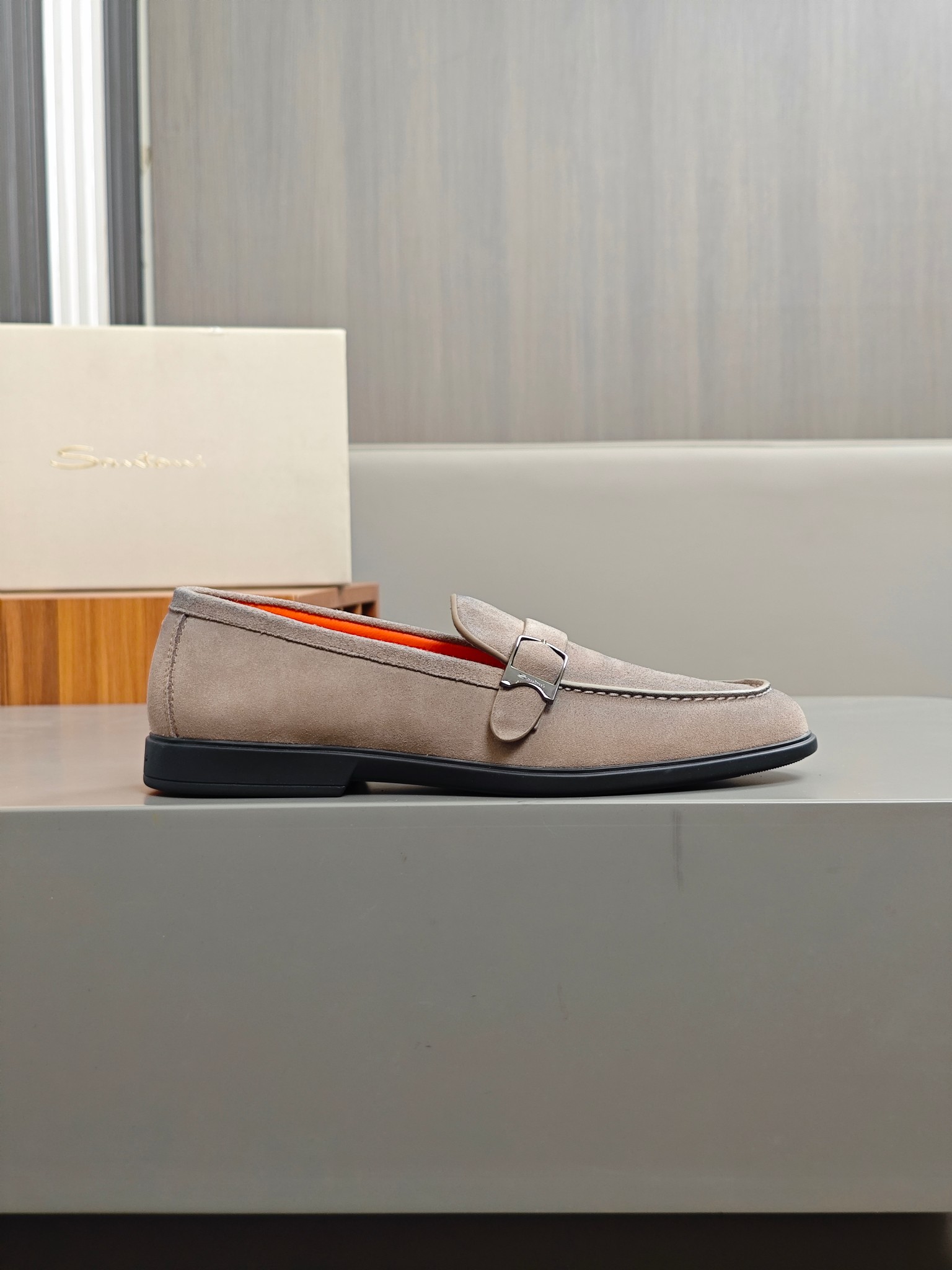 High-quality Handmade Italian Men’s Recreational Shoes by Santoni – Comfort and Style Combined - 图片 3