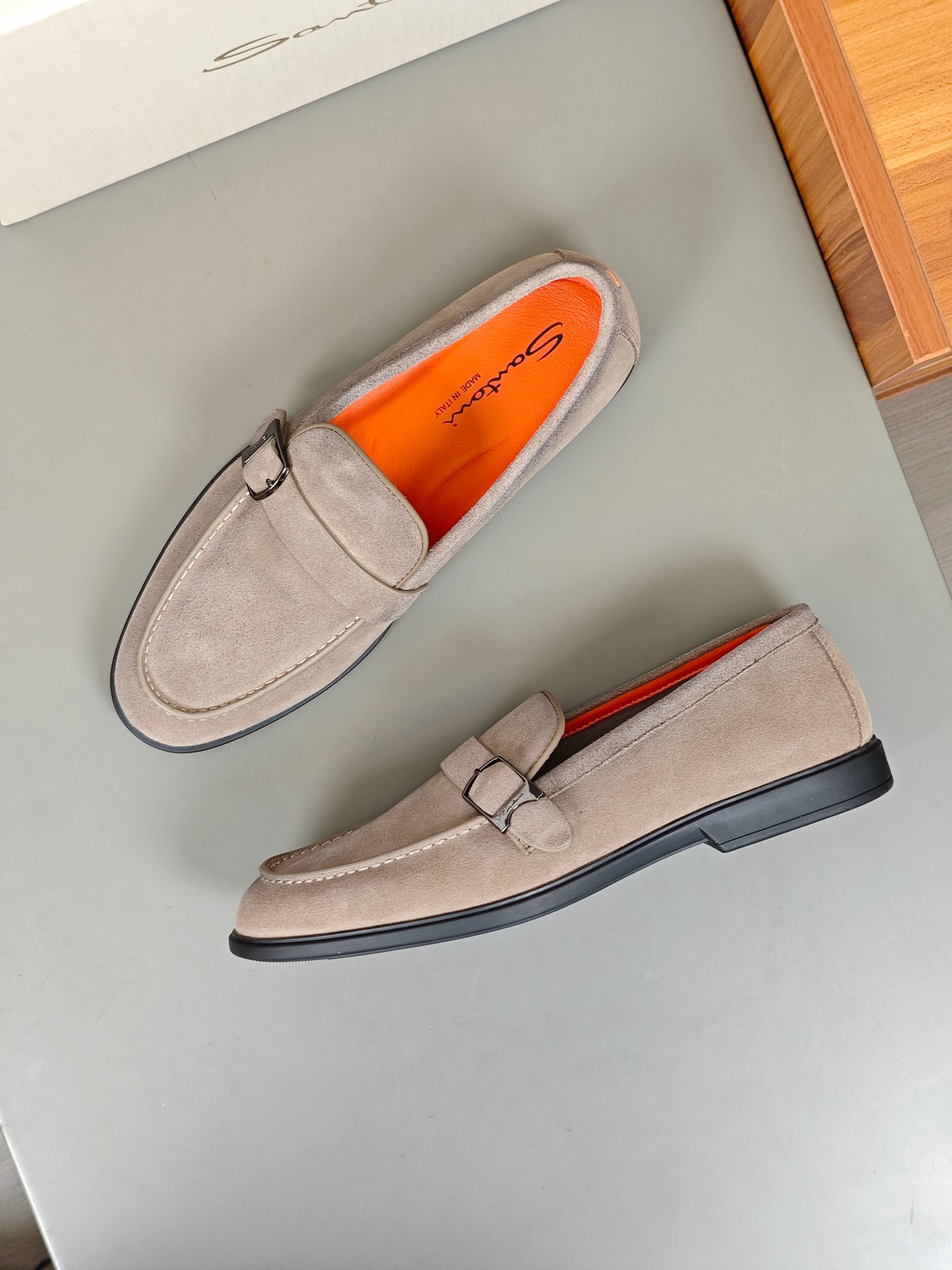 High-quality Handmade Italian Men’s Recreational Shoes by Santoni – Comfort and Style Combined - 图片 2