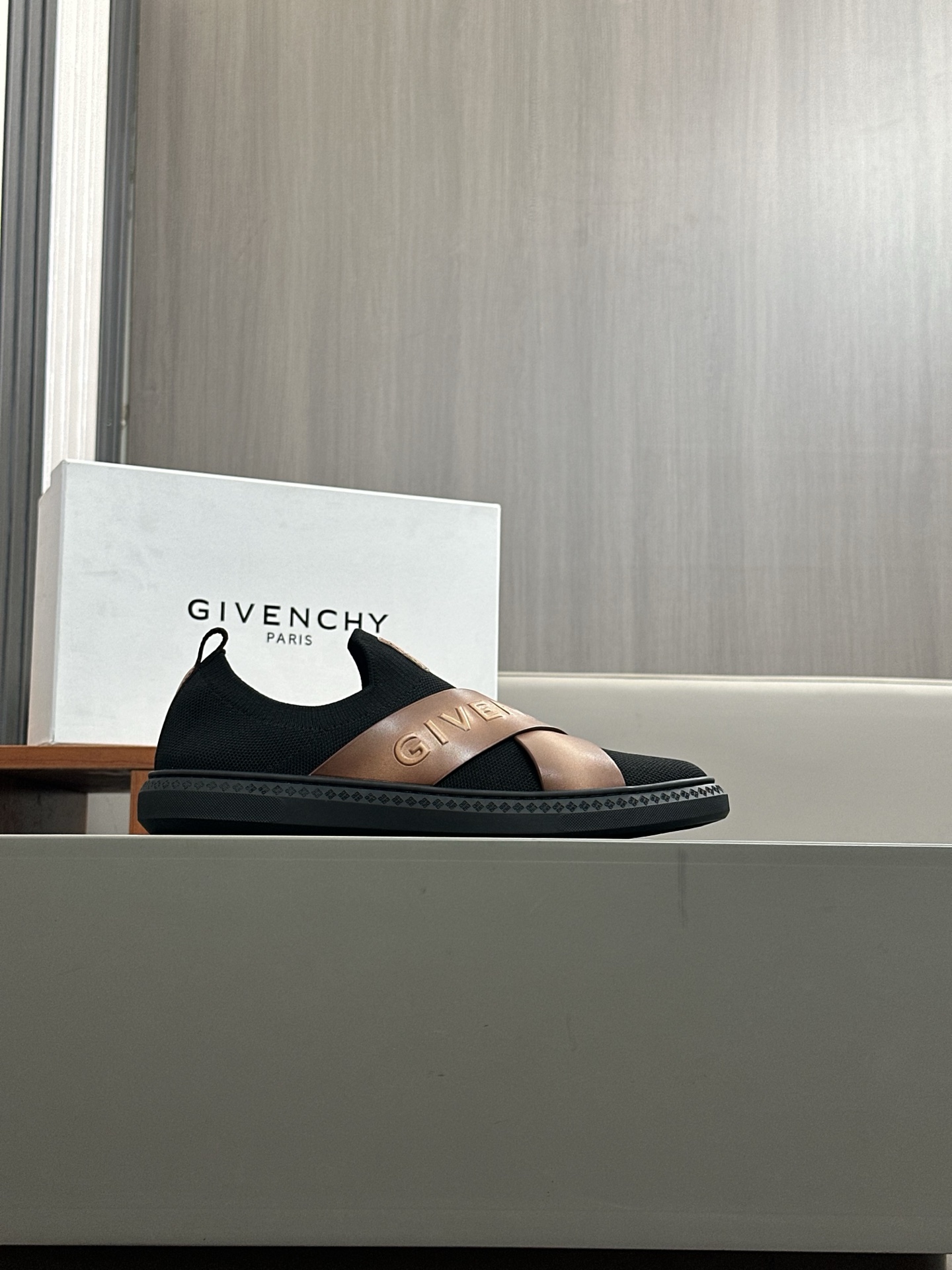 Givenchy G Set Low-Top Sneakers in Black Knit with Logo Strap 5 i1745935251000 6294 0 5