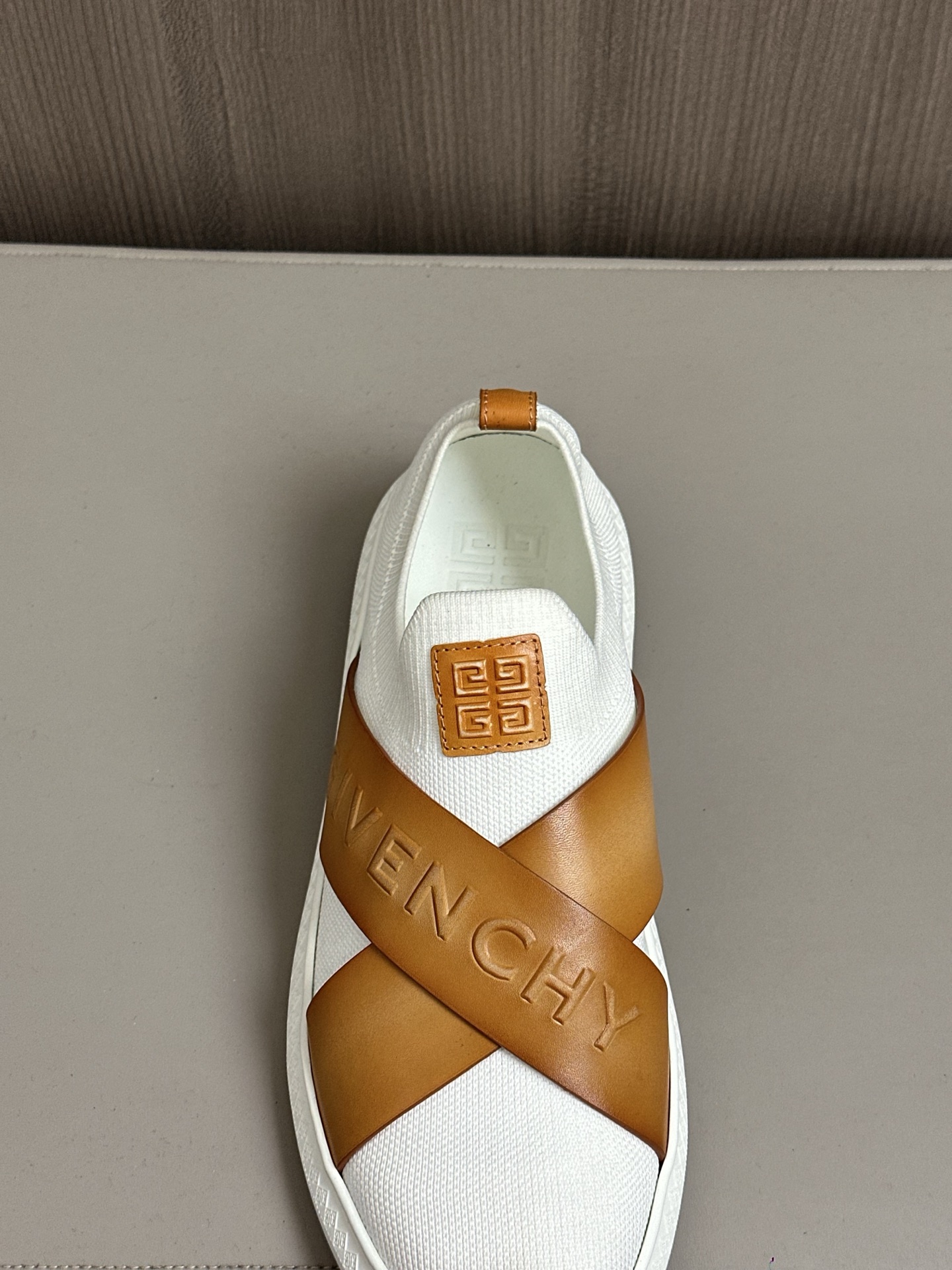 Givenchy G Set Elastic Band Low-Top Sneakers With 4G Logo - Sizes 38-44 10 i1745935299525 7877 0 8