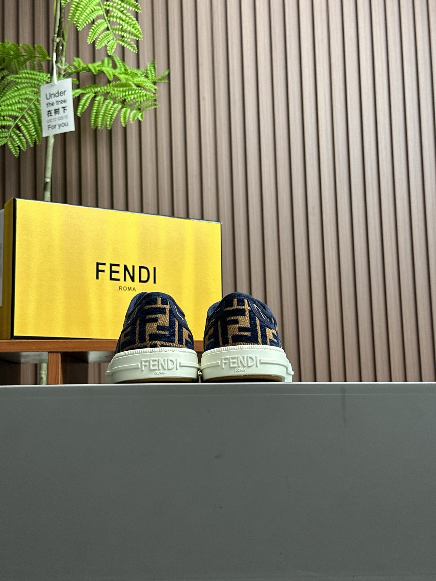 FENDI Fendi Match Zapatillas con cordones de los hombres. tamaño; Pareja 35- (mujeres) 3945 (hombres