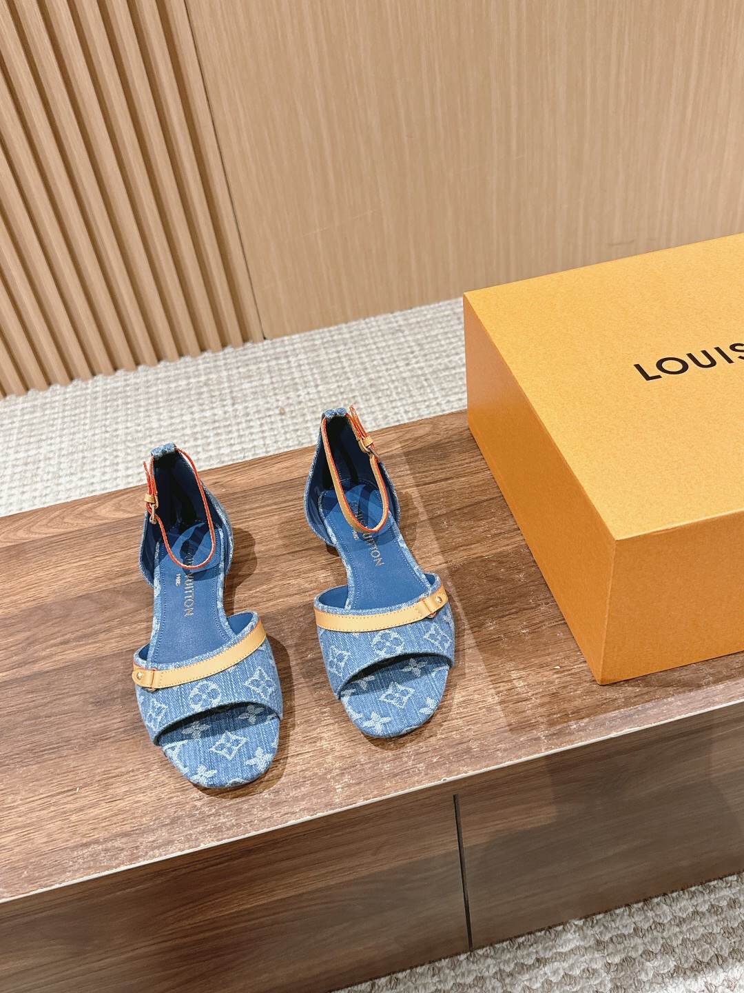Louis Vuitton Shoes Sandals Denim Genuine Leather Sheepskin Spring/Summer Collection Vintage