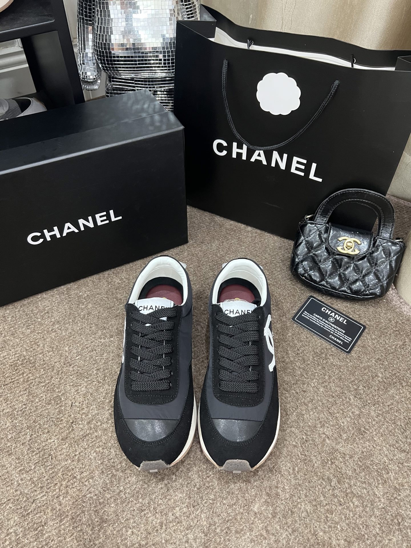 Chanel 专柜款经典鞋履 4