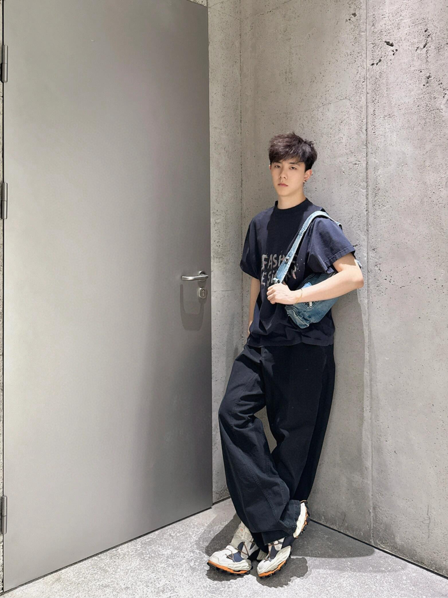 Balenciaga  短袖服装 6