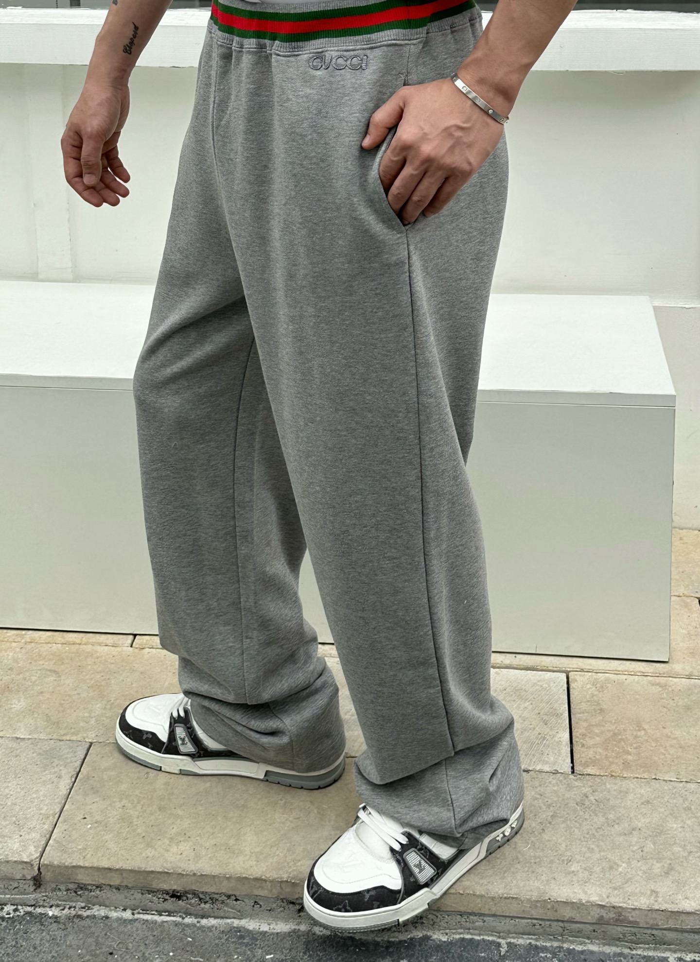 Gucci  长裤服装 5