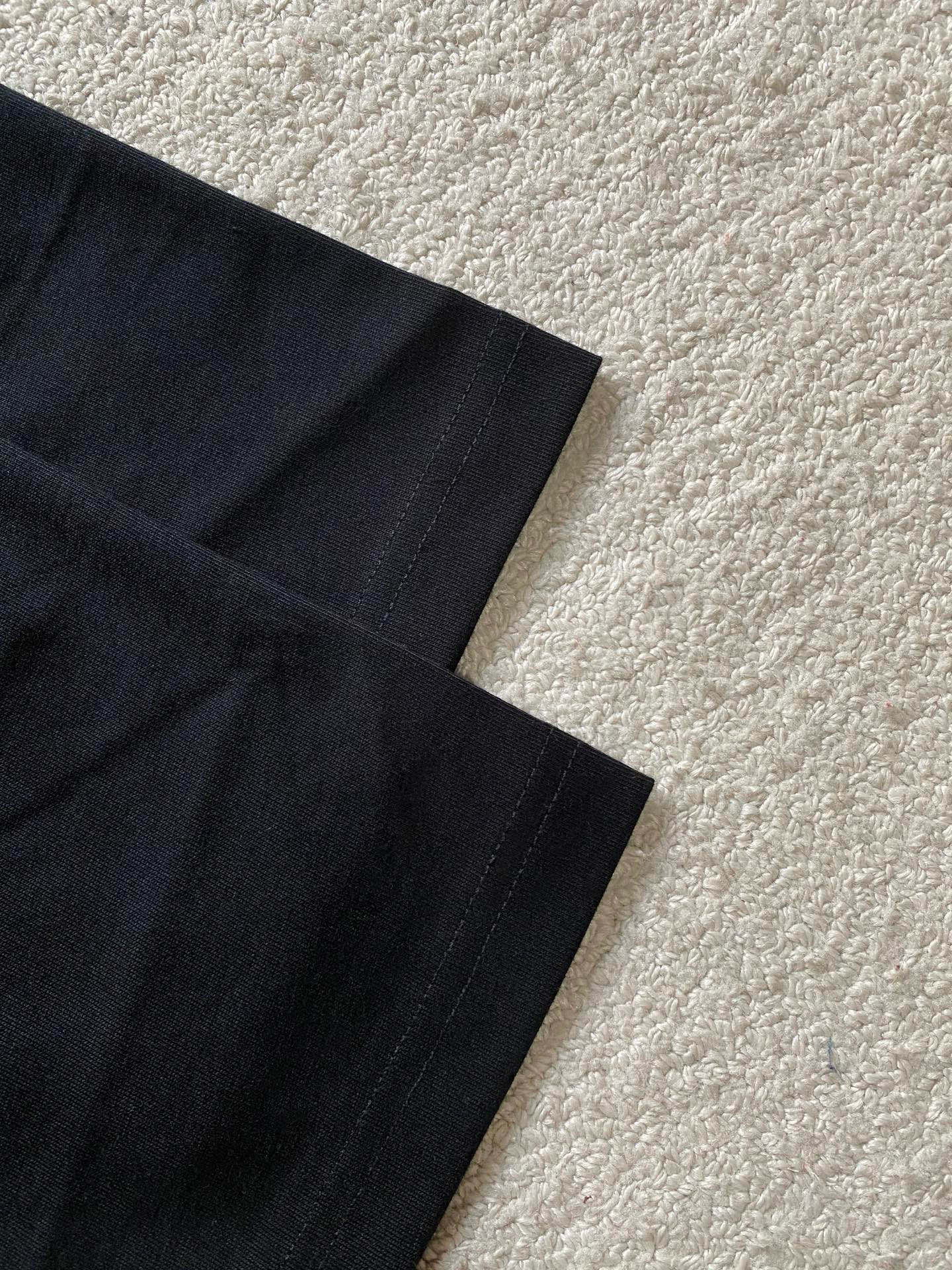 Louis Vuitton  短袖服装,包 8