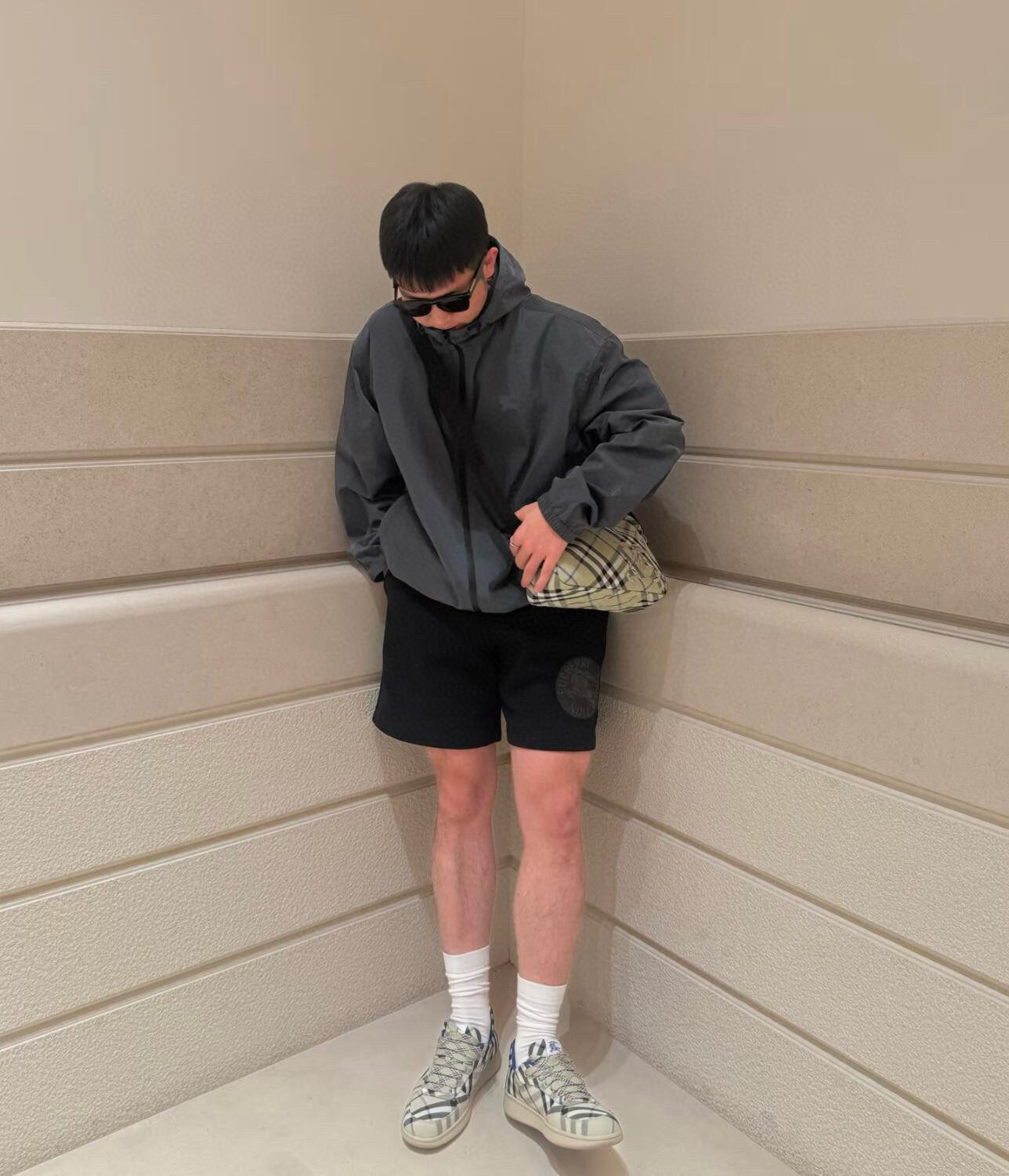 Burberry  休闲短裤服装,包 5