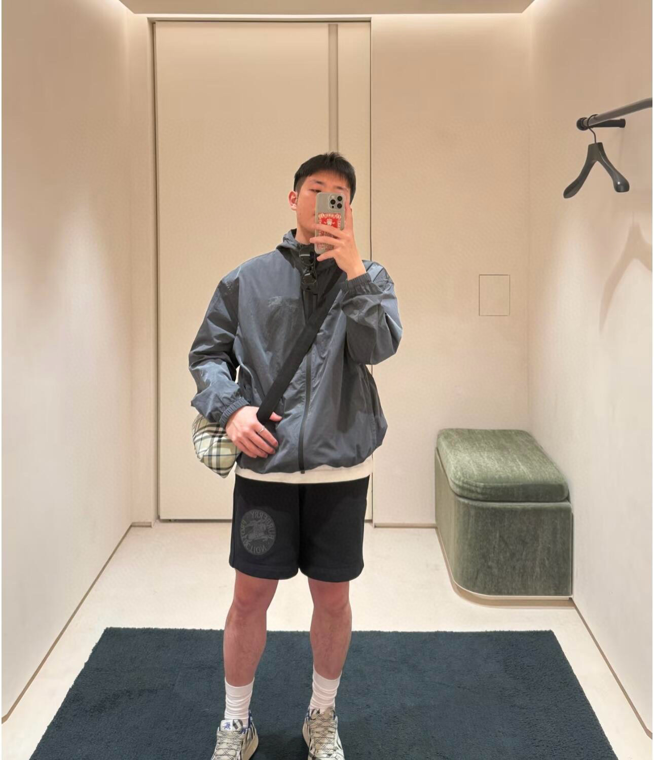 Burberry  休闲短裤服装,包 6